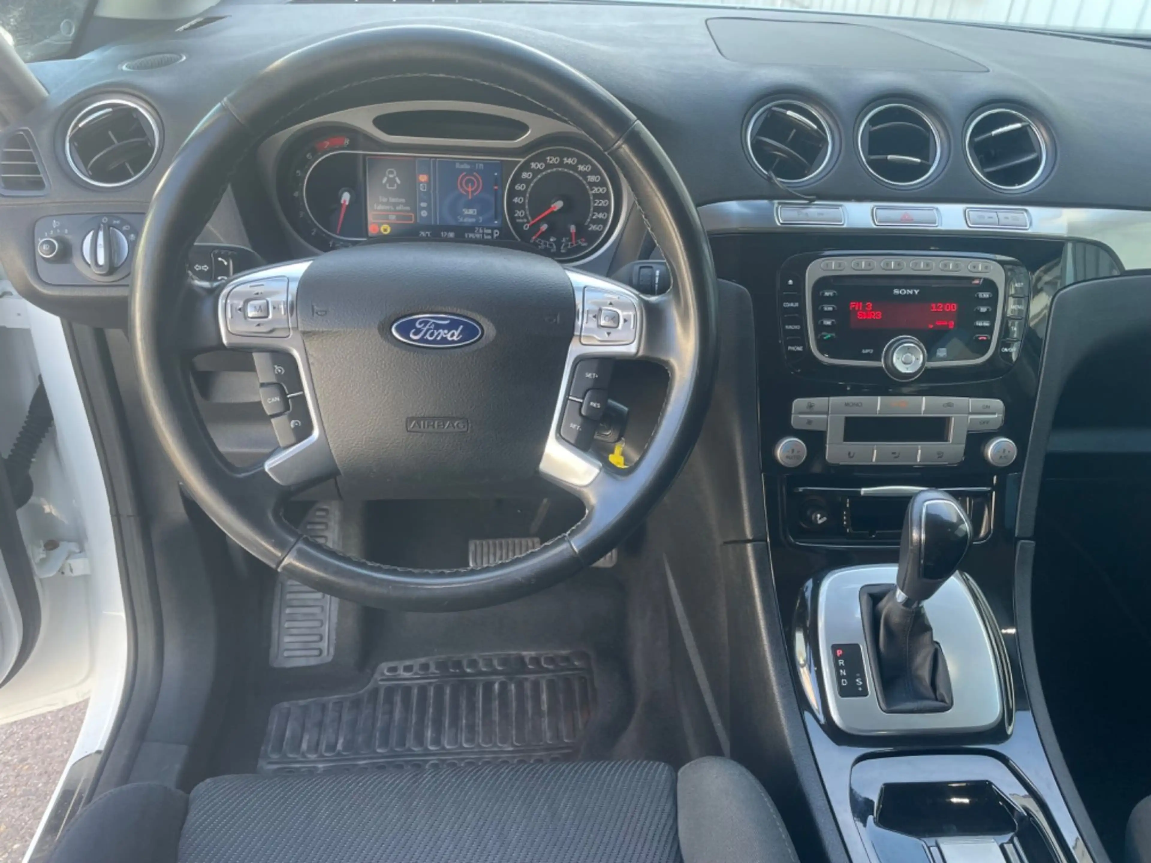 Ford S-Max S-MAX Titanium AUTOMATIK TÜV+SERVICE NEU ! — photo 7