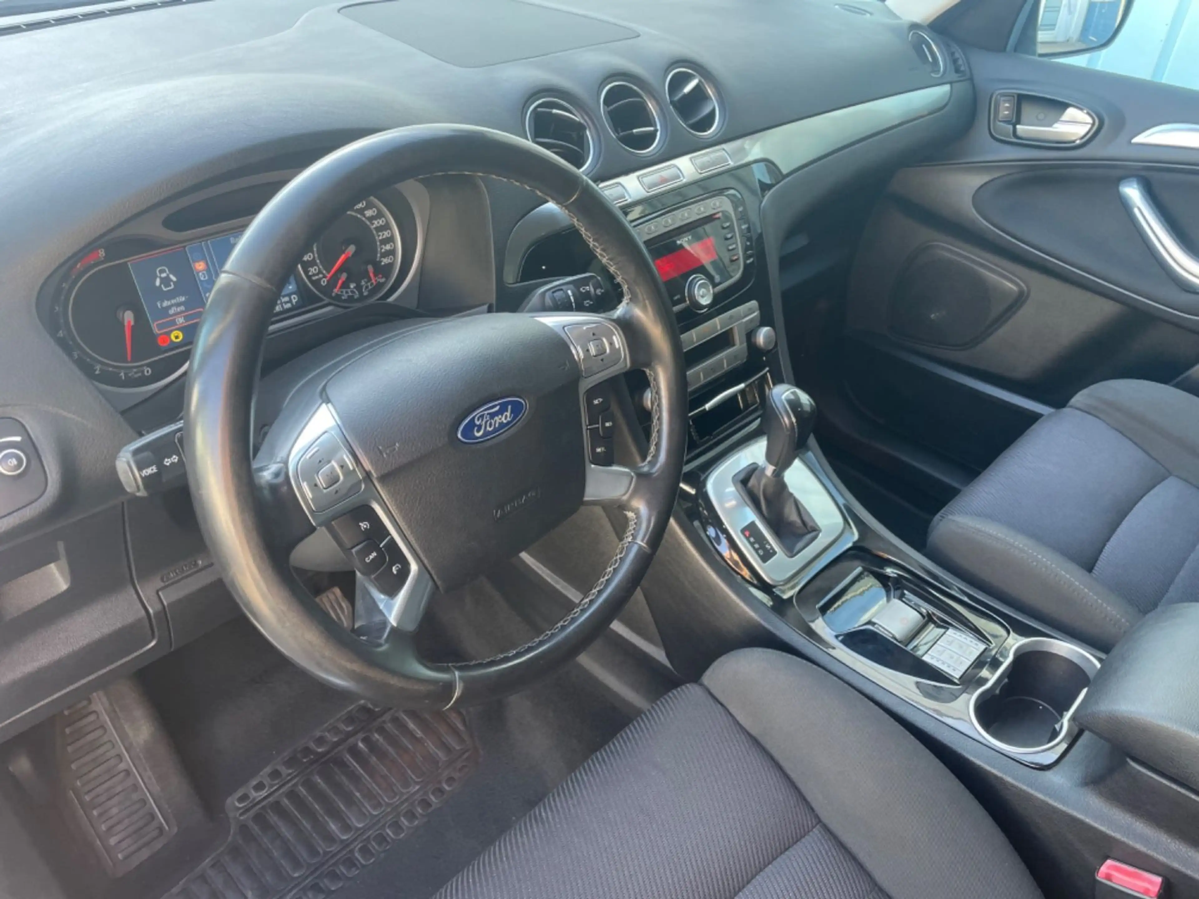 Ford S-Max S-MAX Titanium AUTOMATIK TÜV+SERVICE NEU ! — photo 6