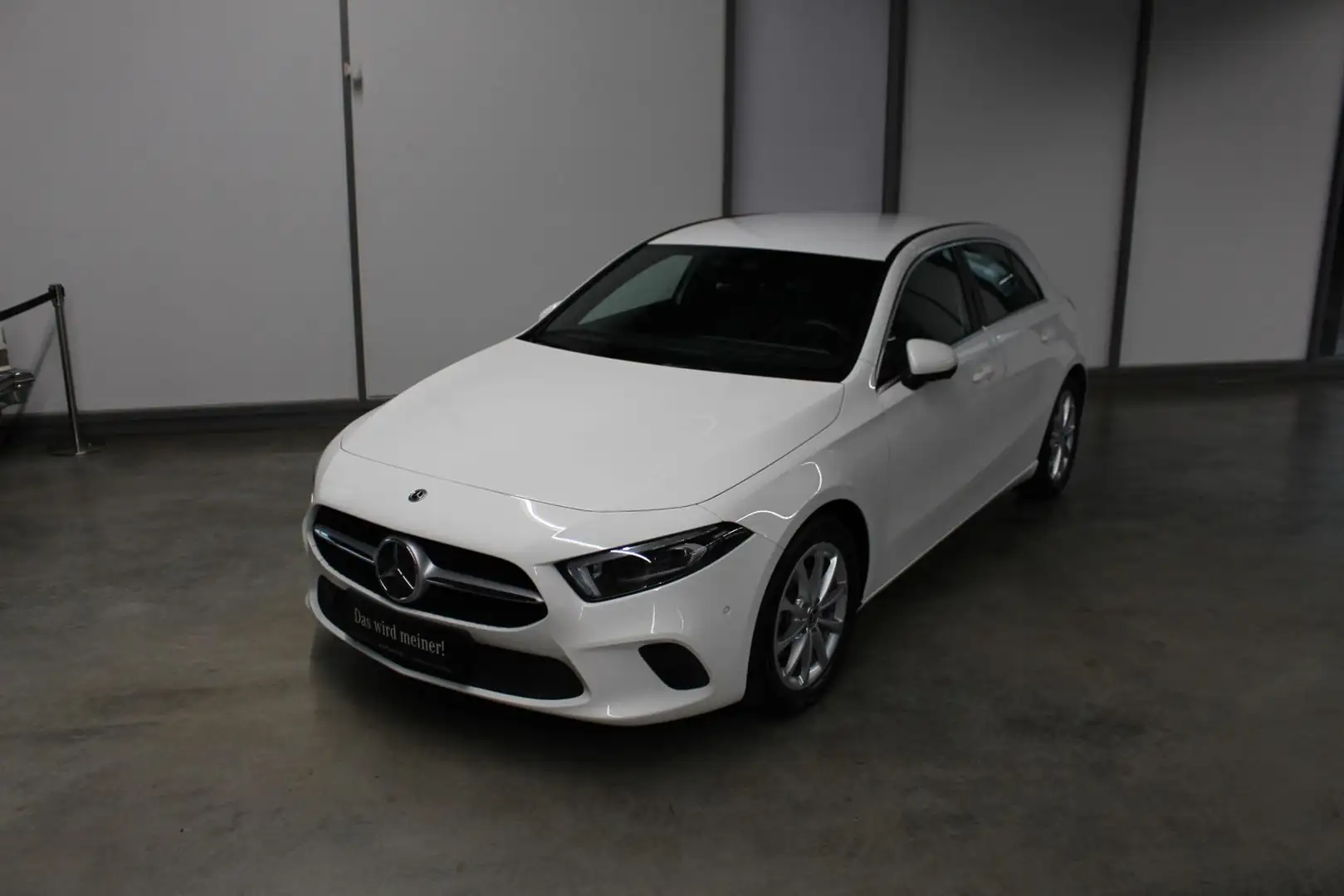 Mercedes-Benz A 180 Progressive Multibeam LED 360° Kamera MBUX Wit - 1