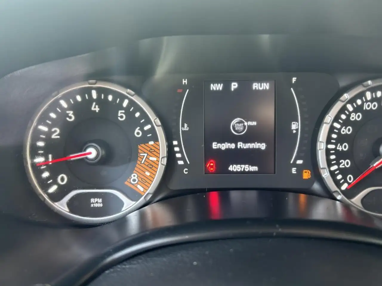Jeep Renegade снимка Jeep Renegade