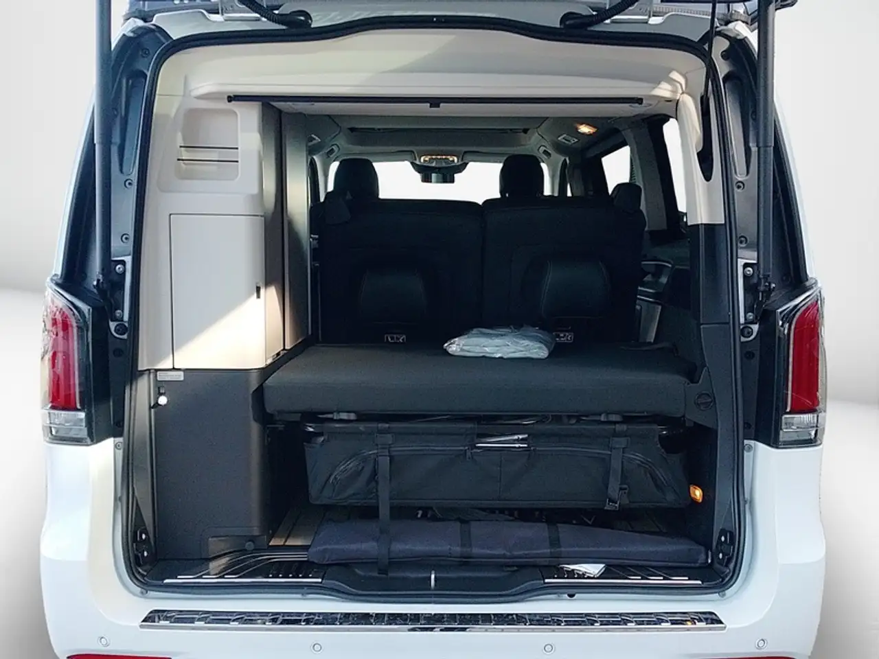 Mercedes-Benz V 300 d MARCO POLO AMG+AIRMATIC+EASY-UP+360°+AHK 10