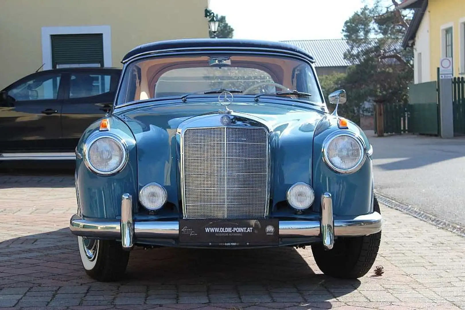 Mercedes-Benz 220 S Ponton Cabriolet, vollrestauriert Blu/Azzurro - 2