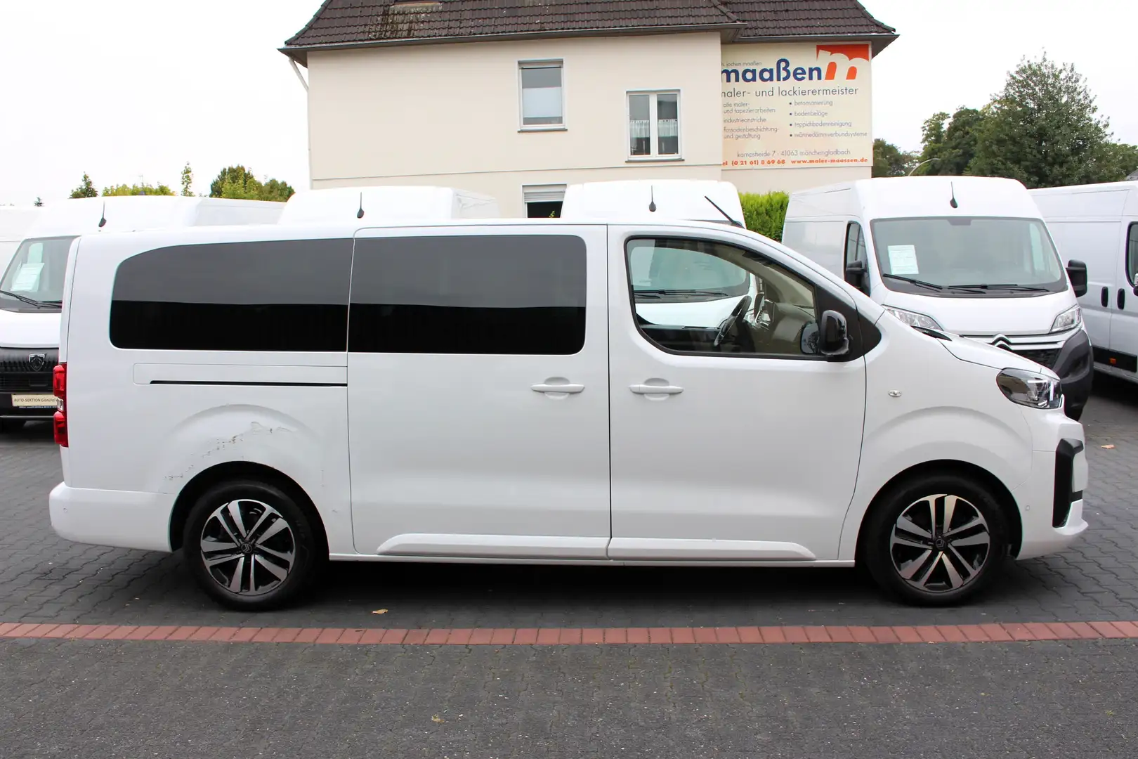Citroen Spacetourer Plus XL 2.0 180 *Kamera*Navi*Keyless Weiß - 2