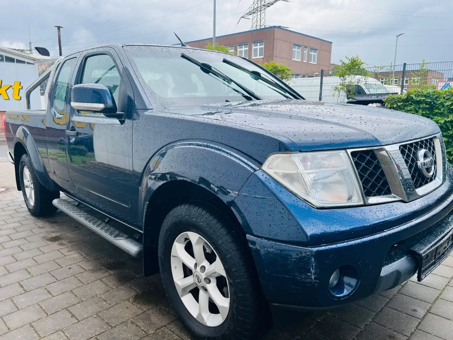 Nissan Navara Pickup King Cab SE 4X4 Bleu - 2
