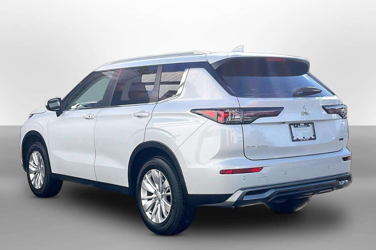 2026 Mitsubishi Outlander — снимка 1
