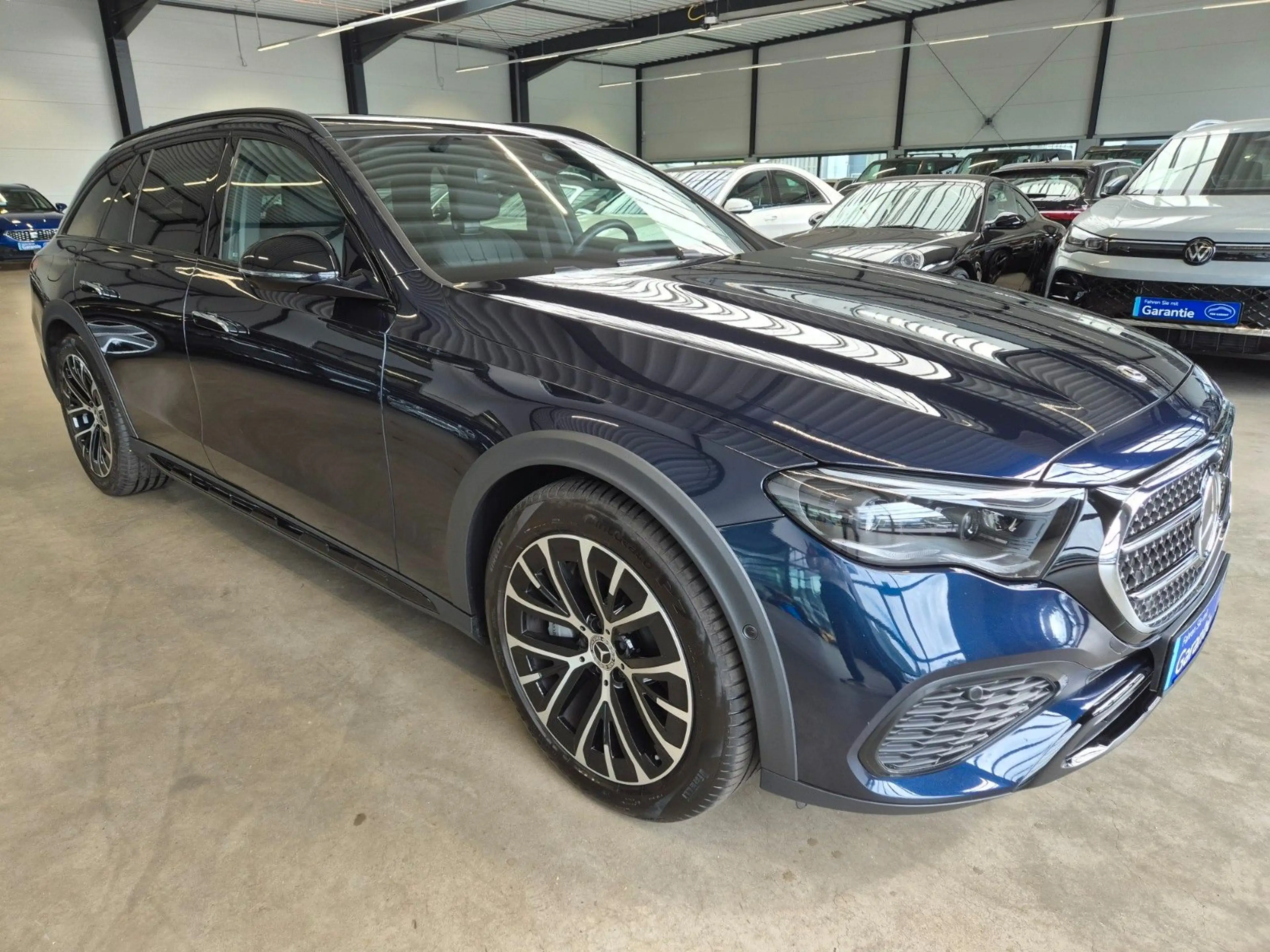 Mercedes-Benz E 450 d T ALL-TERRAIN 4M AVANTGARDE PREMIUM PLUS — photo 2