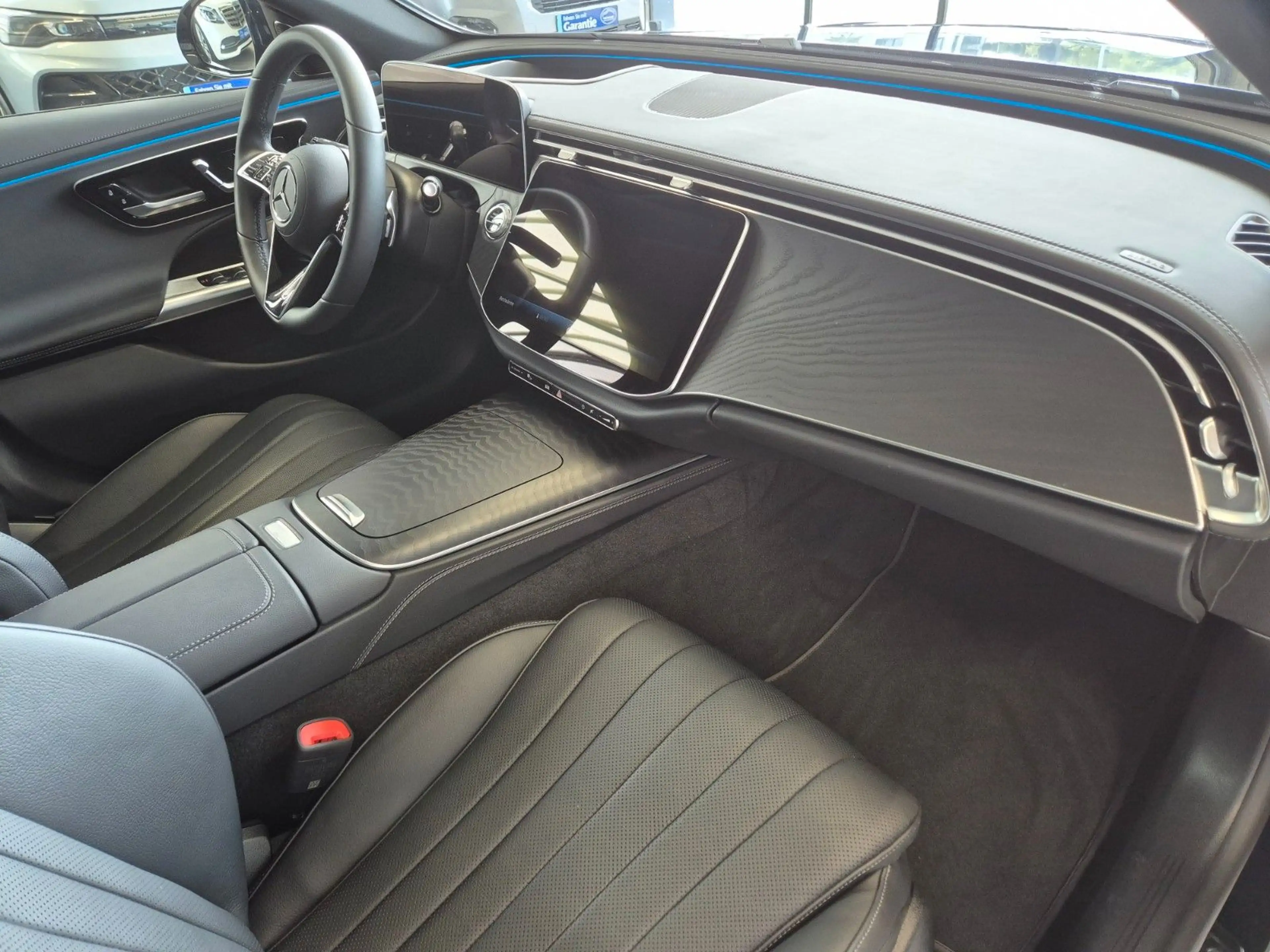 Mercedes-Benz E 450 d T ALL-TERRAIN 4M AVANTGARDE PREMIUM PLUS — photo 11