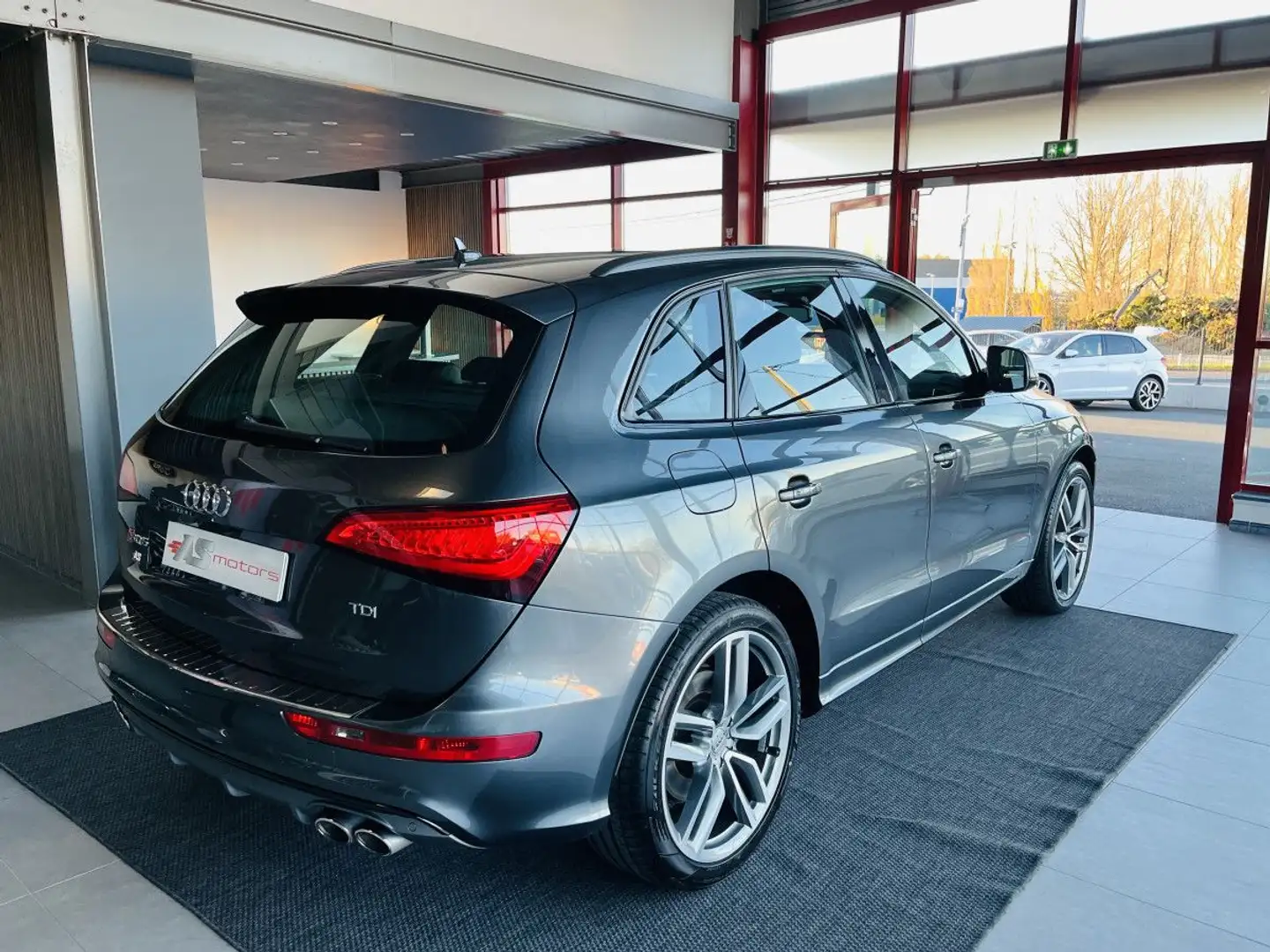 Audi SQ5 3,0 TDI V6 326 COMPETITION BVA8 QUATTRO ATTELAGE ELECTRIQUE GPS CAMERA ALU BROSSE REGULATEUR ADA Grijs - 2