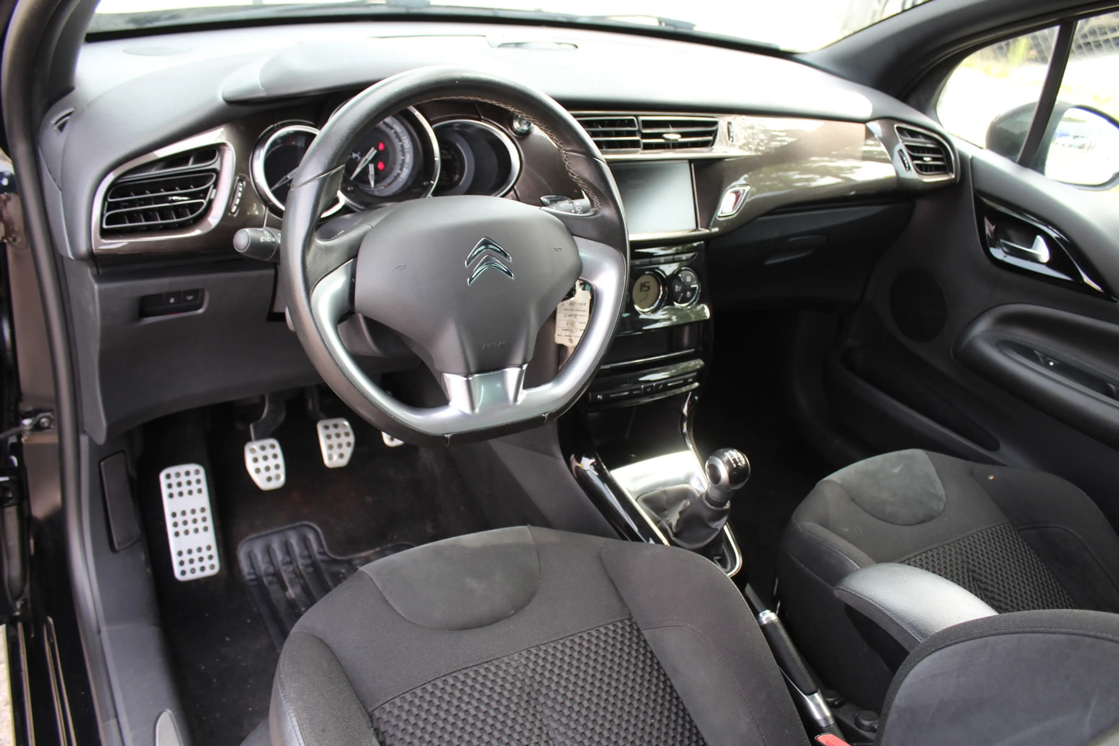 DS Automobiles DS 3 1.2 PureTech So Chic nap clima cruise navi sensore — photo 4