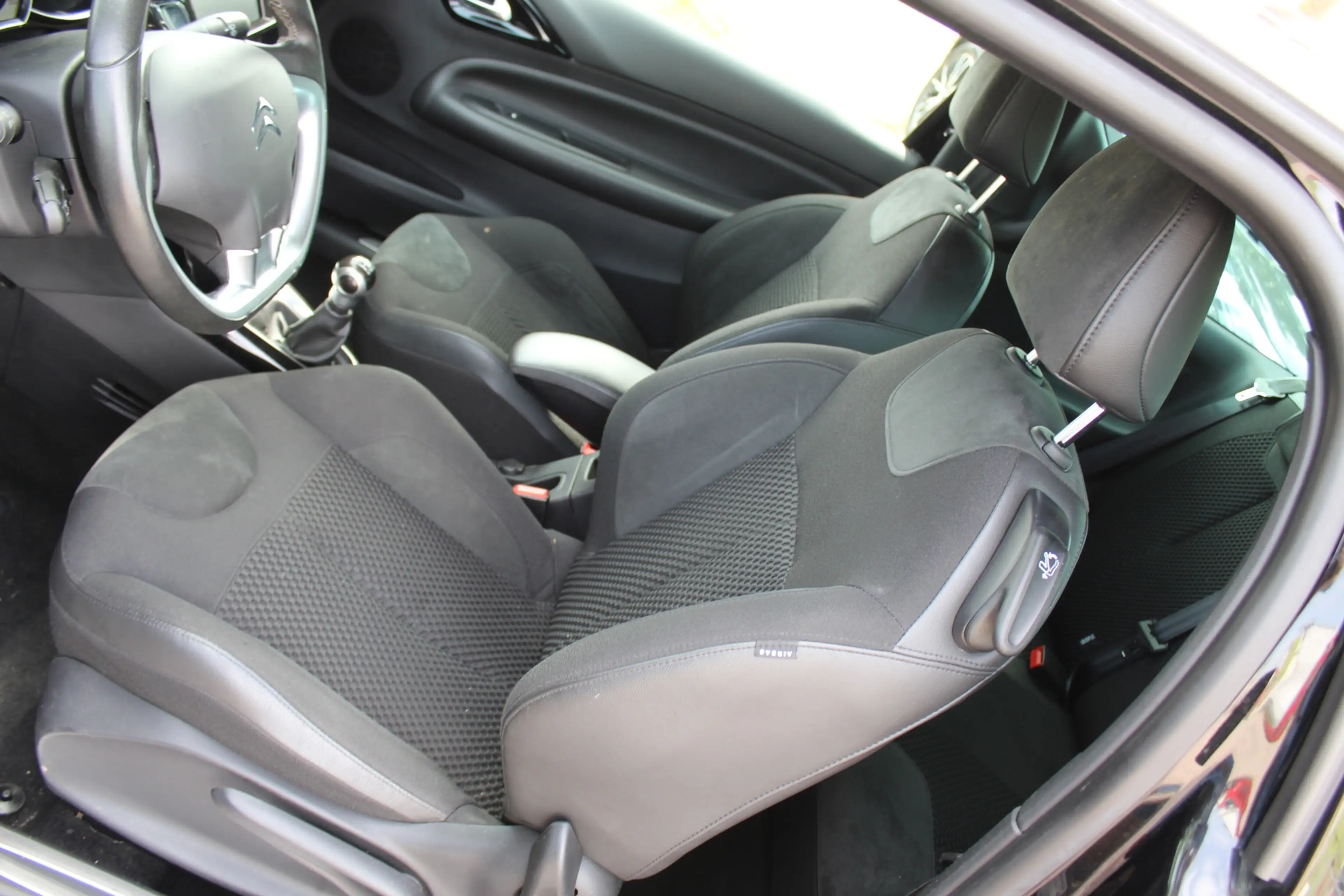 DS Automobiles DS 3 1.2 PureTech So Chic nap clima cruise navi sensore — photo 11
