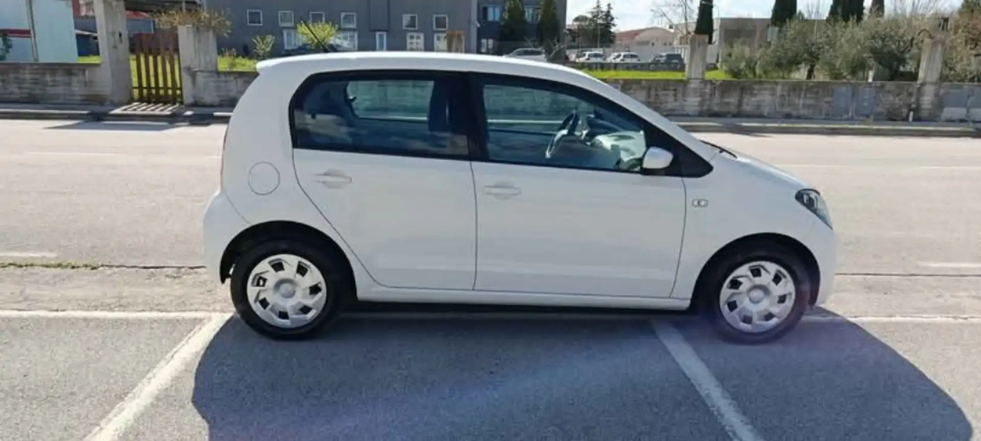 SEAT Mii 5p 1.0 ecofuel Chic 68cv - 2