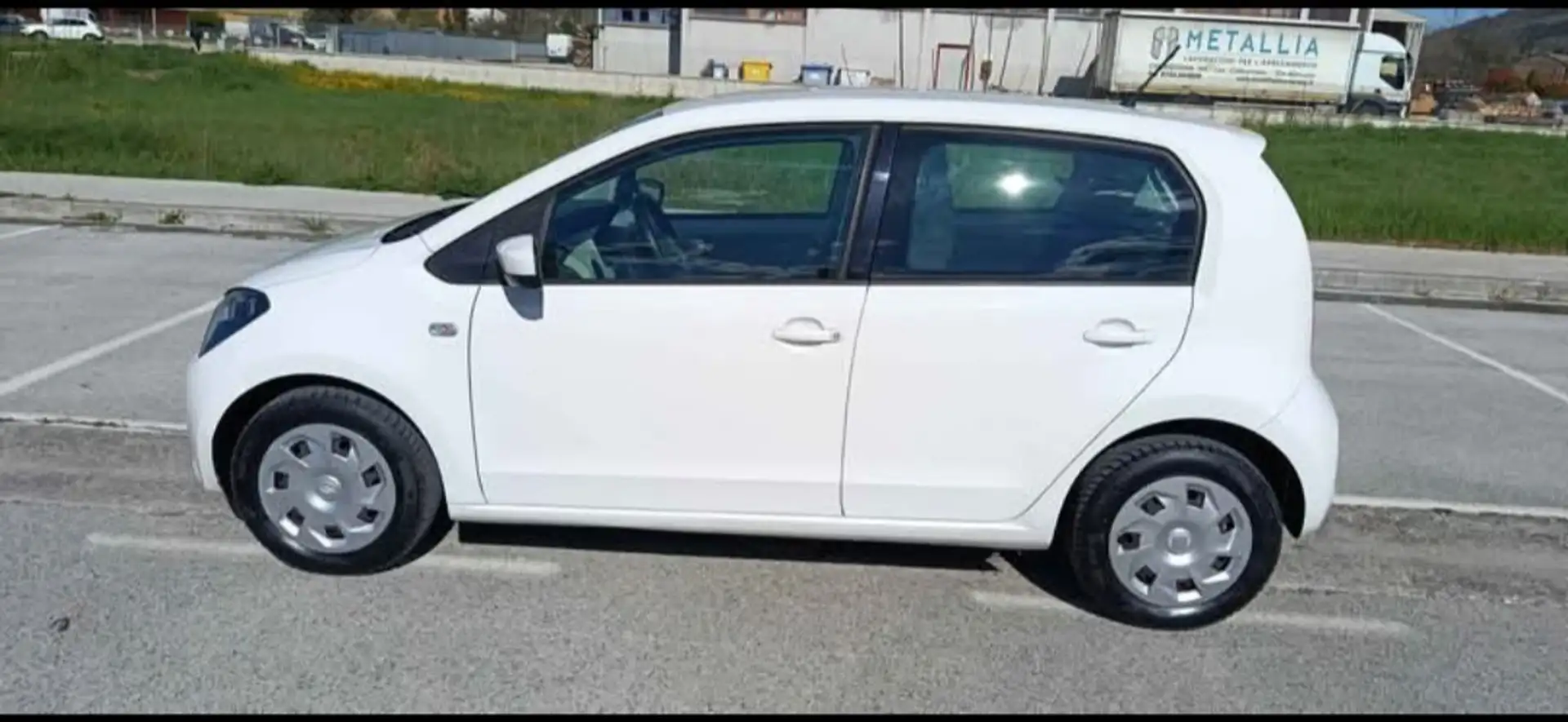 SEAT Mii 5p 1.0 ecofuel Chic 68cv - 1