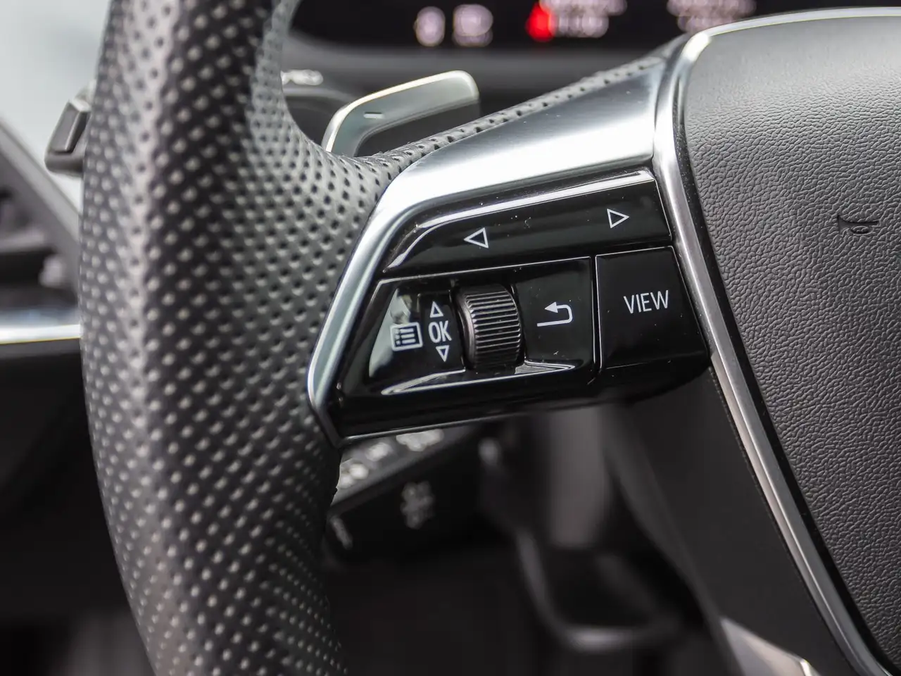 Audi e-tron GT Navi Matrix HuD Panorama B&O Standklim, миниатюра 16
