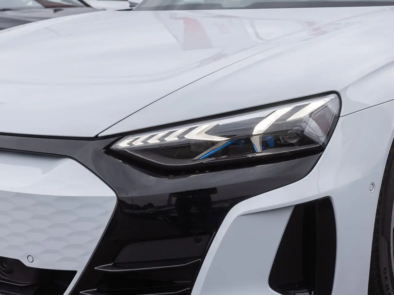 Audi e-tron GT Navi Matrix HuD Panorama B&O Standklim, миниатюра 10