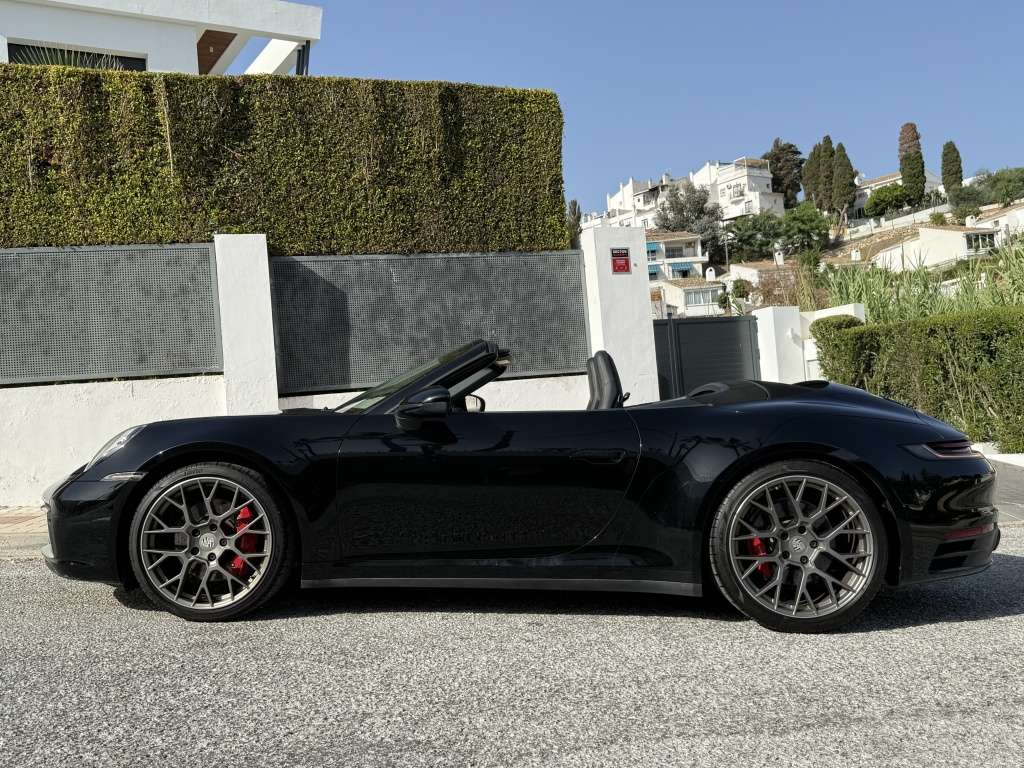 Porsche 992