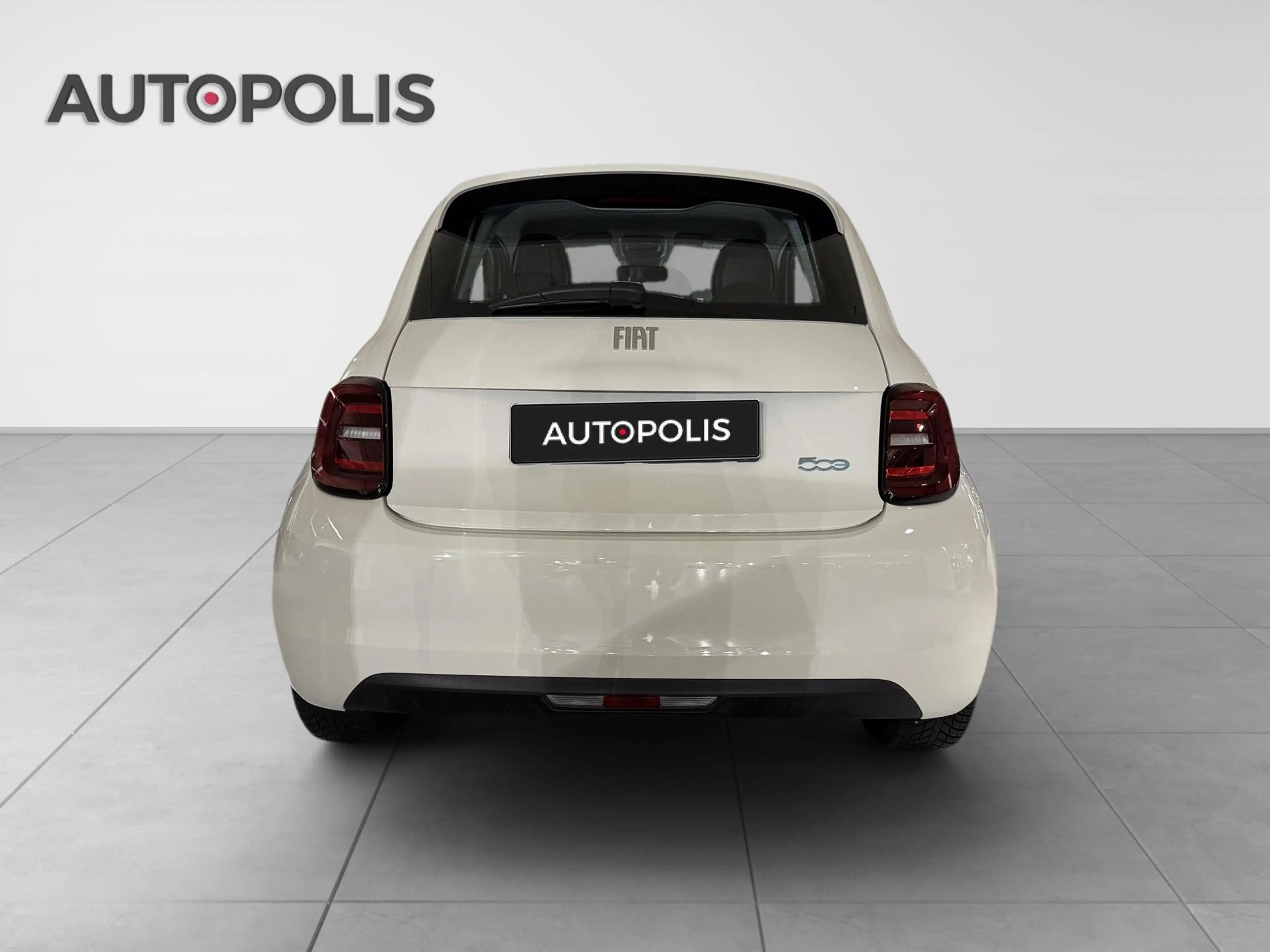 Fiat 500e 500e 42 kWh LIMO — photo 15