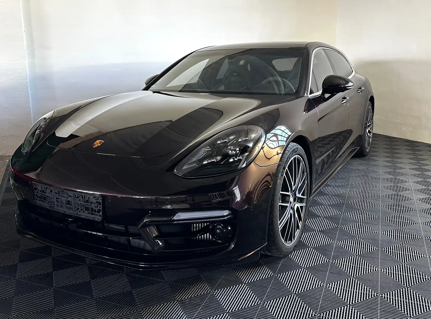 Porsche Panamera Panamera Turbo S Sport Turismo PCCB PTS BURMESTER Violett - 1
