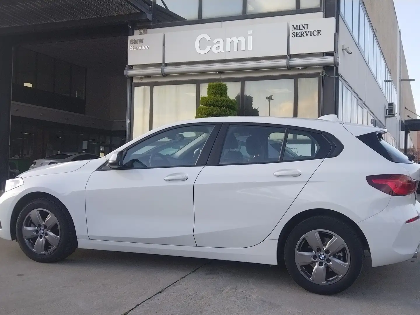 BMW 116 116d Advantage AUTOMATICA Fehér - 1