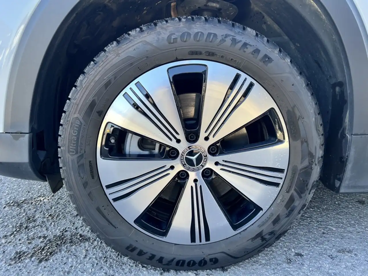 Mercedes-Benz EQB 250 Luxury Line 7 places 3