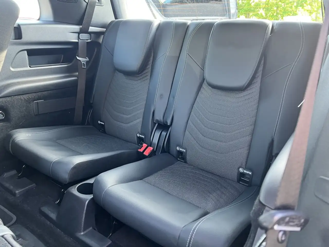 Mercedes-Benz EQB 250 Luxury Line 7 places 10