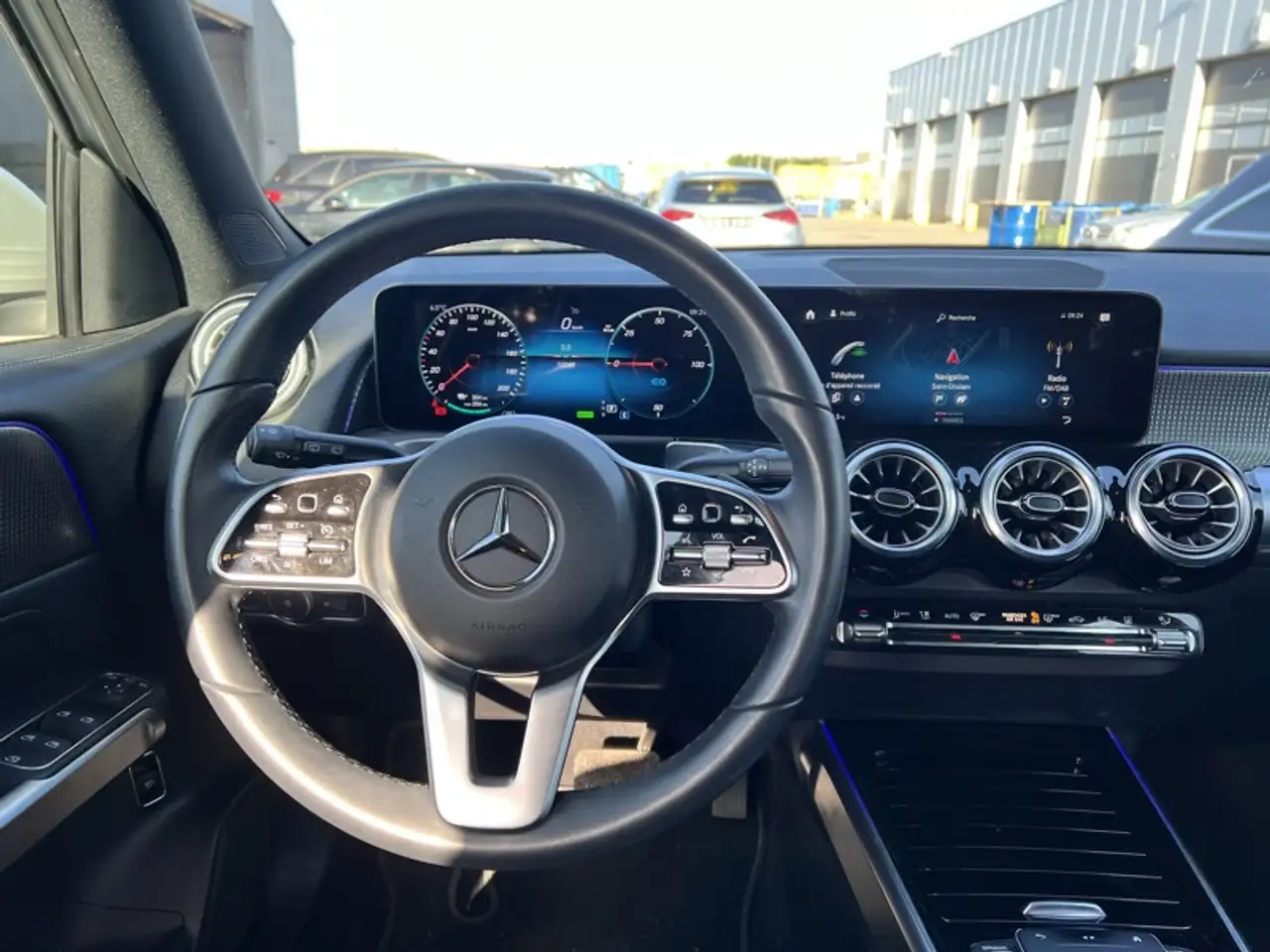 Mercedes-Benz EQB 250 Luxury Line 7 places 6
