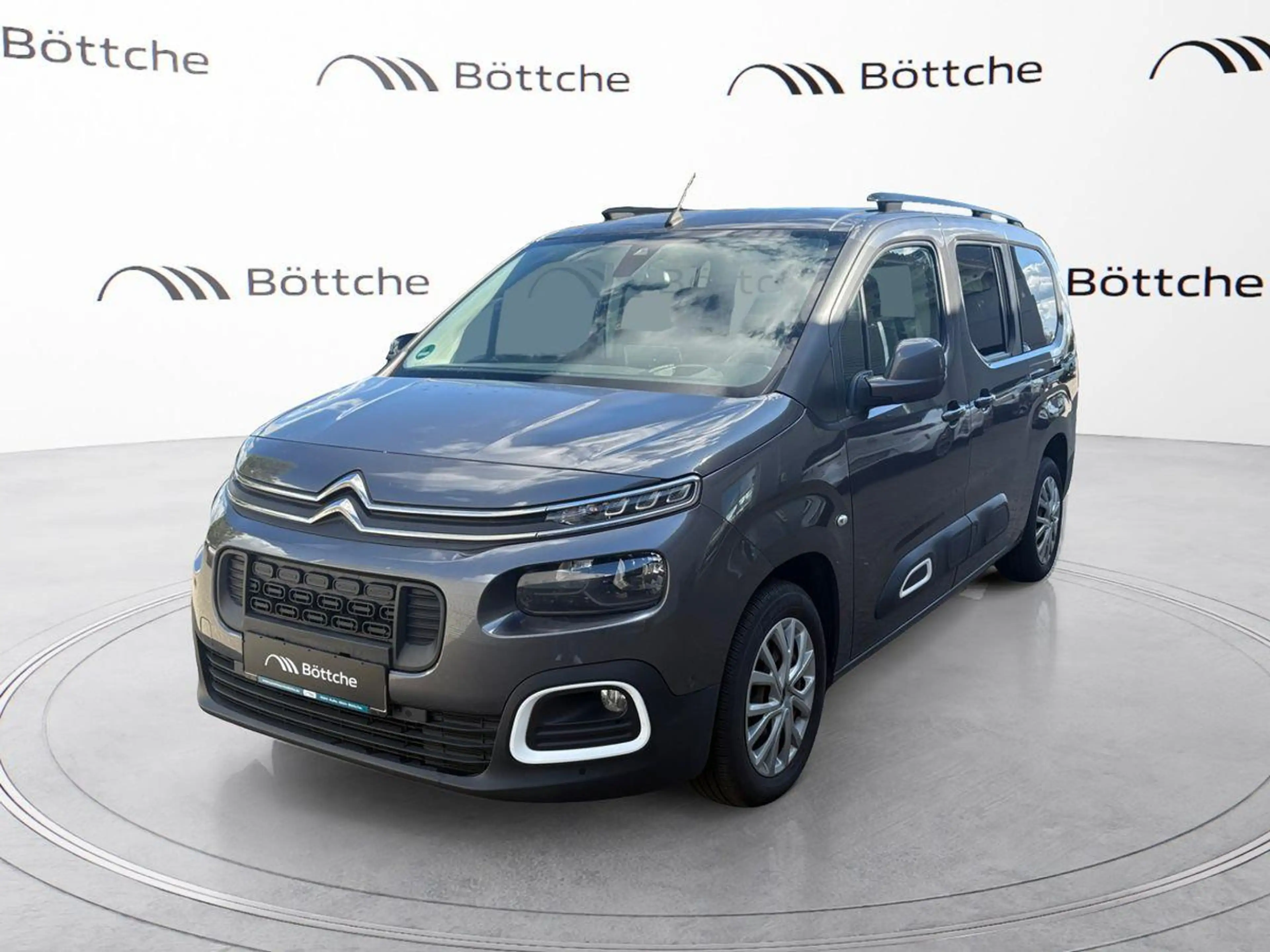 Citroen Berlingo Feel XL 1.5 Blue-HDI FAP Metallic — photo 2