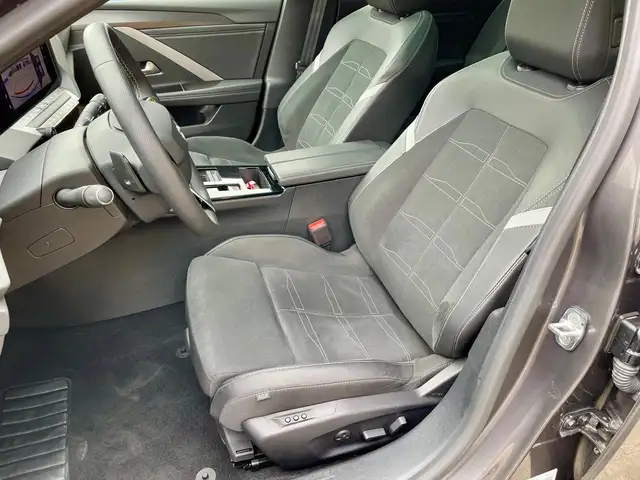Opel Astra view 25