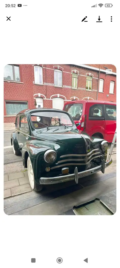 Oldtimer Renault Grün - 1