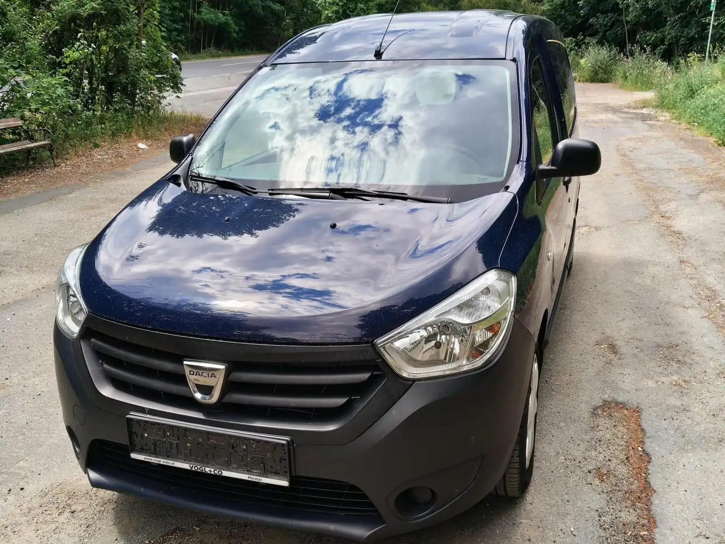 Dacia Dokker Ambiance Blau - 1