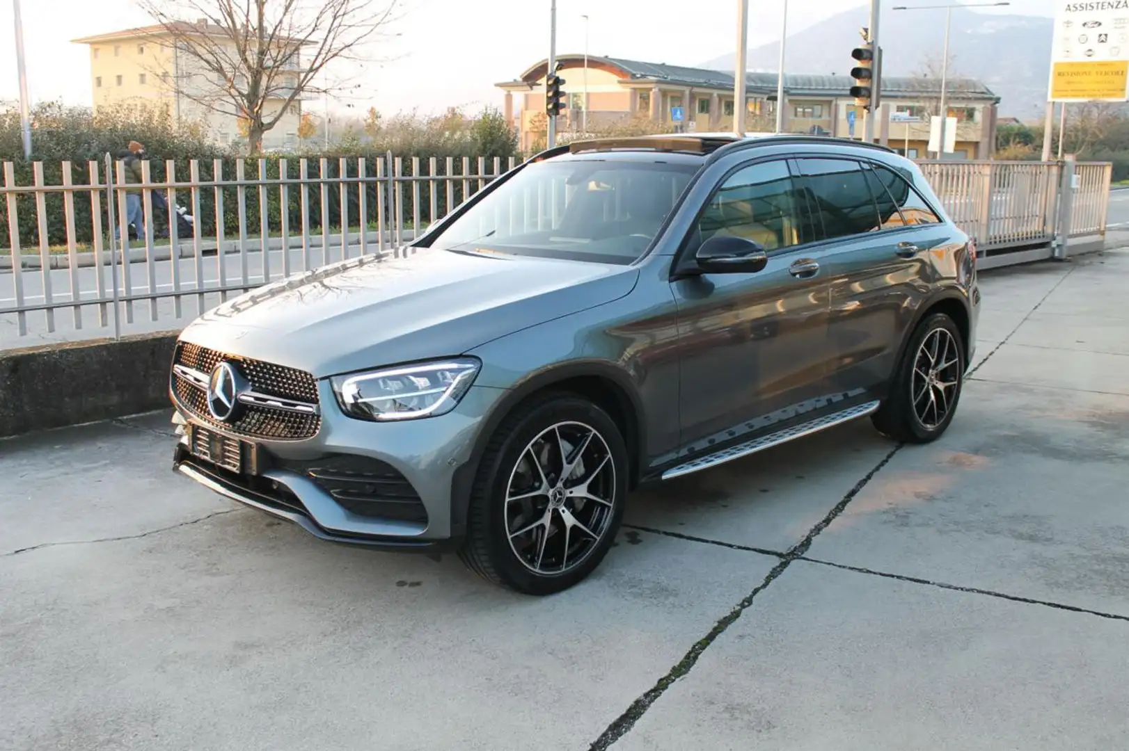 Mercedes-Benz GLC 220 d Premium 4Matic 9G-Tronic Plus *AMG*Tetto* Gris - 2