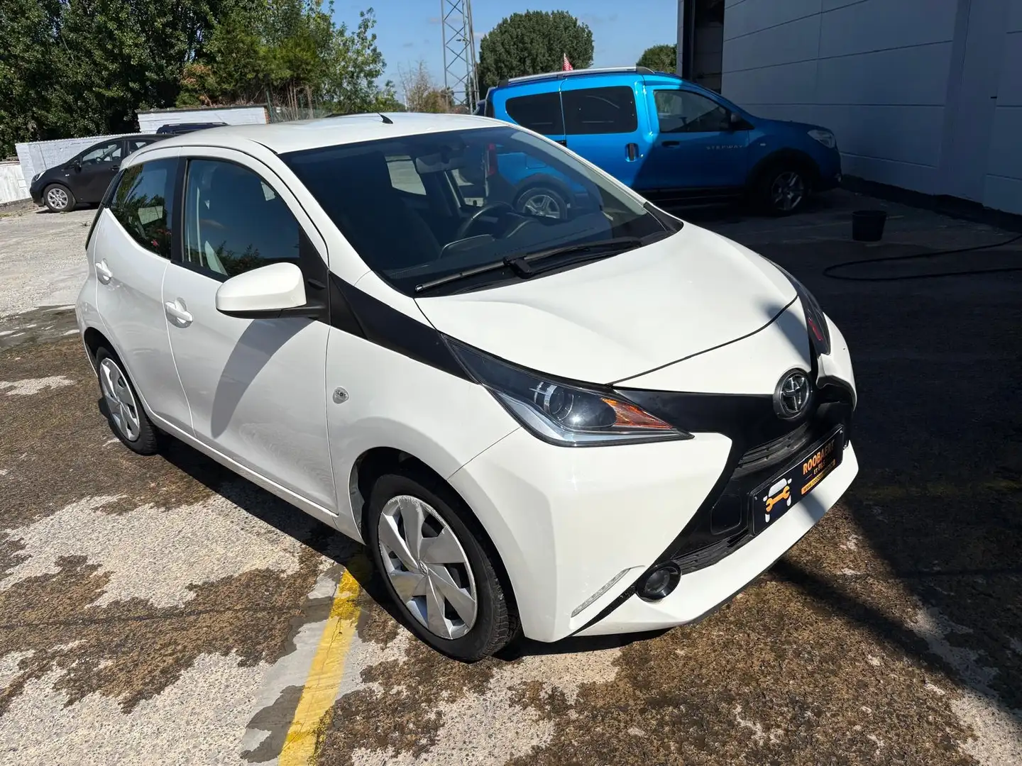 Toyota Aygo Aygo 1.0i  avec 1 an 1/2 de garantie Wit - 1
