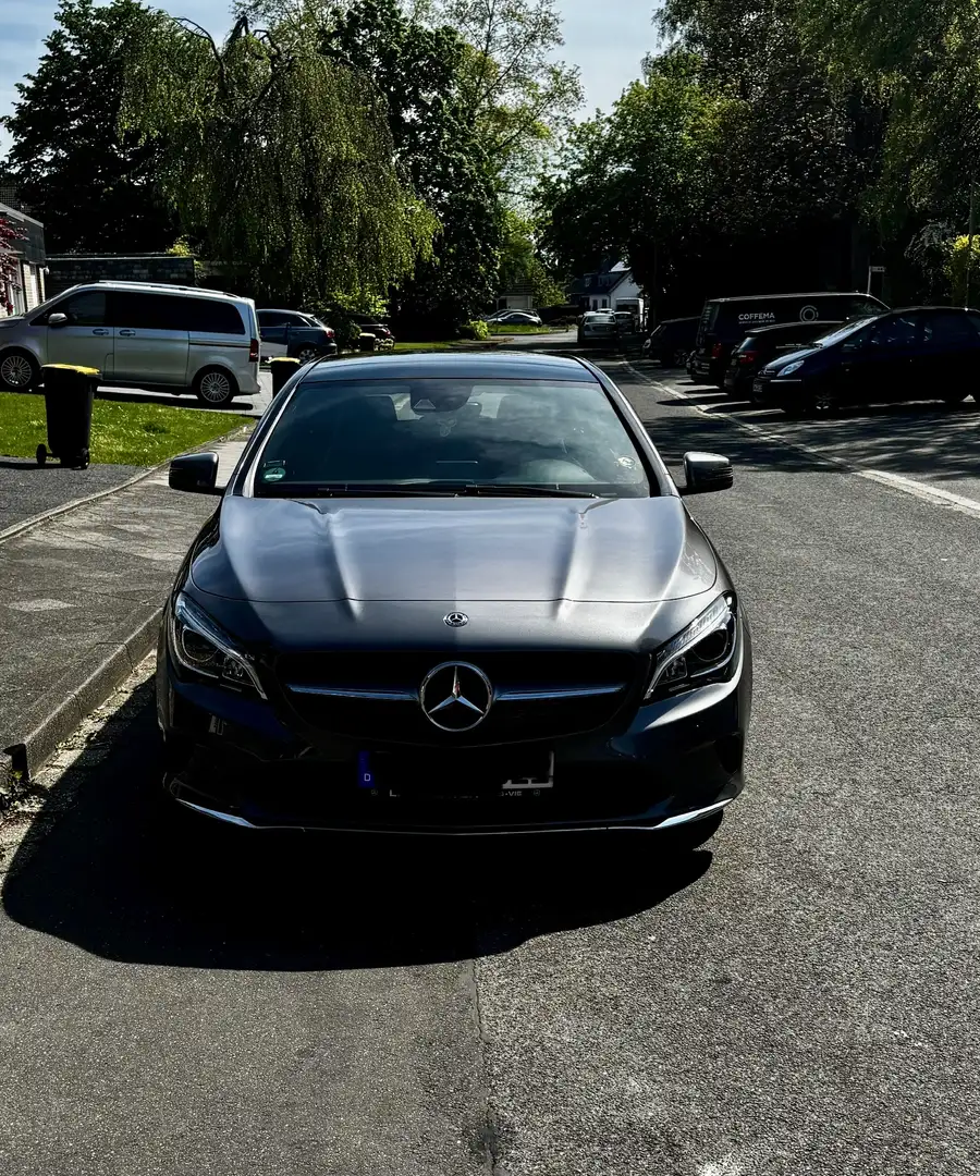 Mercedes-Benz CLA 250 CLA 250  Shooting Brake (117.944) Šedá - 2
