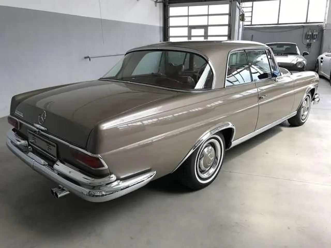 Mercedes-Benz 280, foto 6