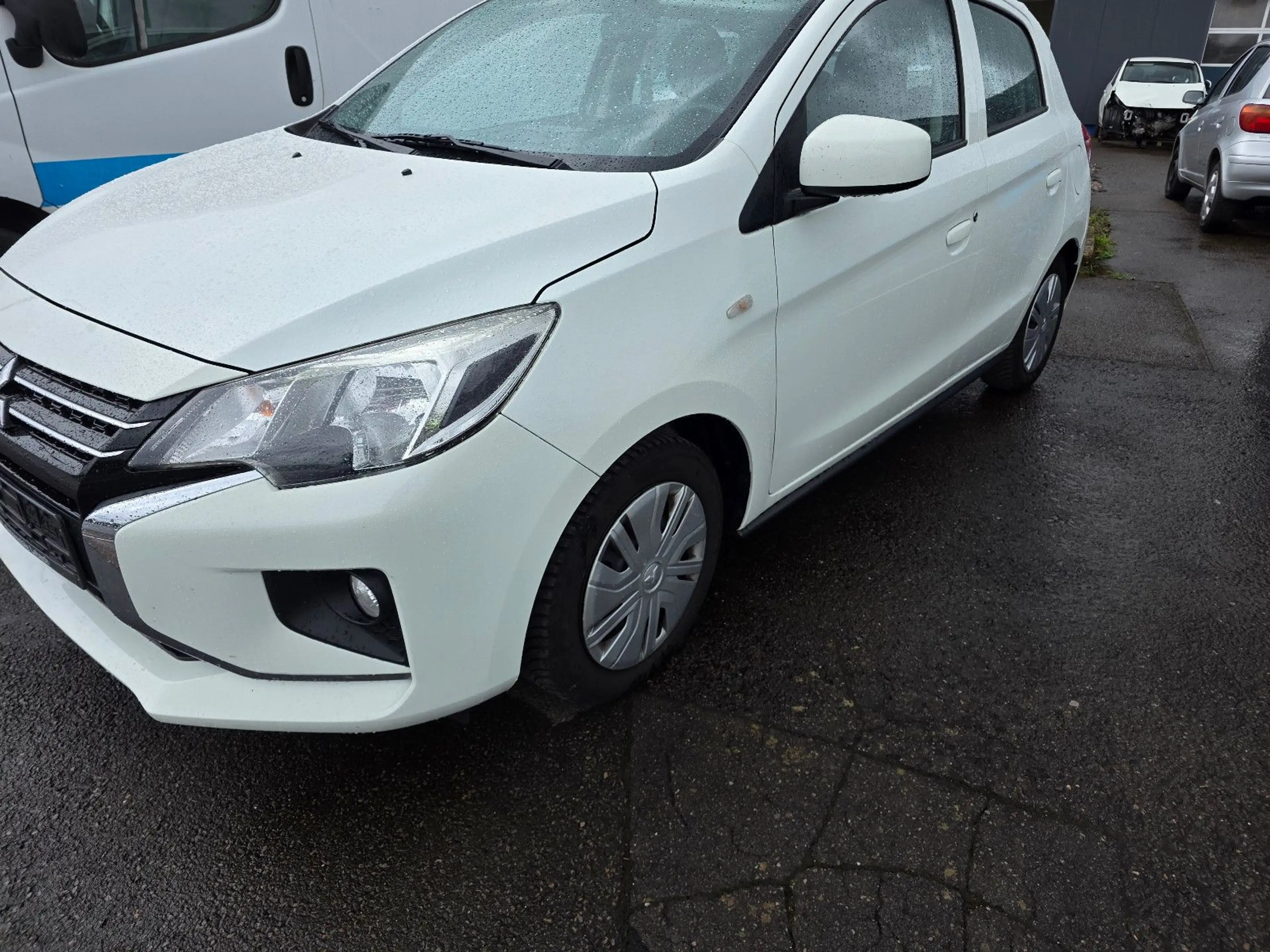 Mitsubishi Space Star Basis — photo 3