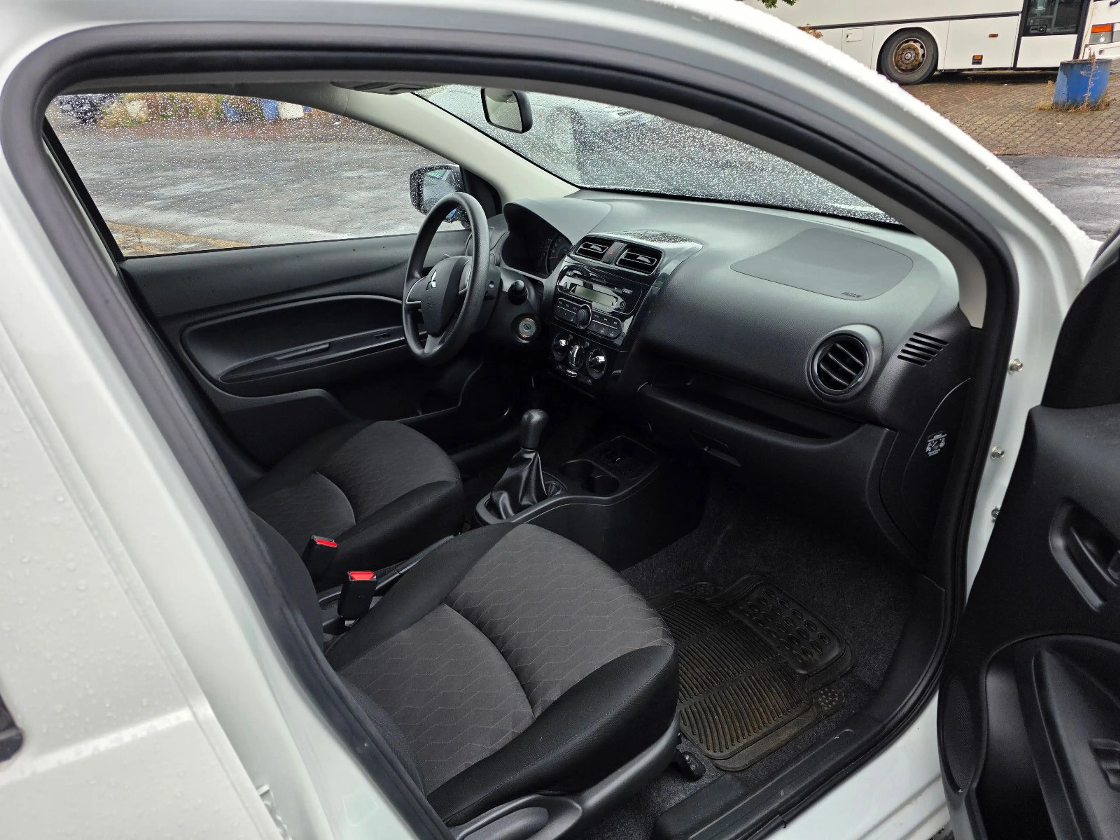 Mitsubishi Space Star Basis — photo 9