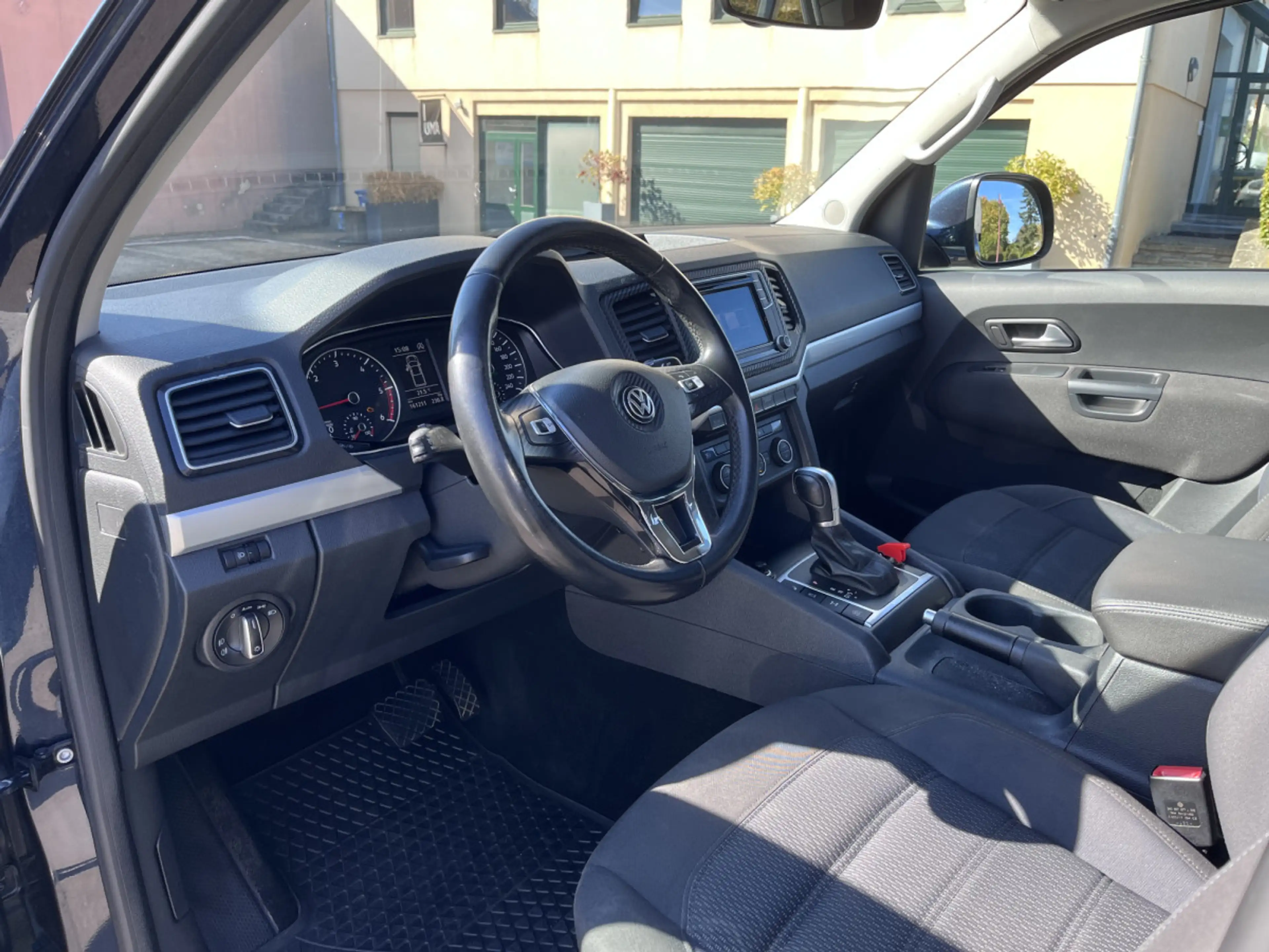 Volkswagen Amarok 3.0TdV6 Highline AHK Kamera Covertop Webasto — photo 9
