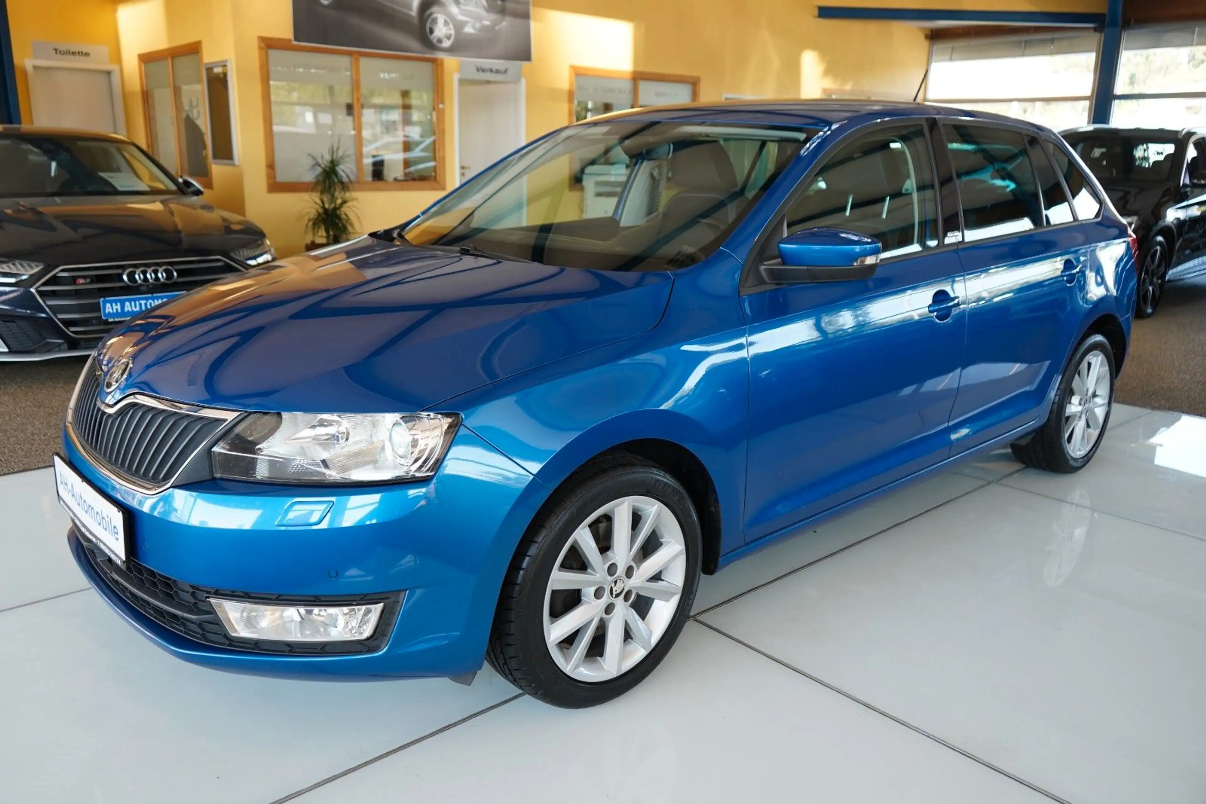 Skoda Rapid/Spaceback Spaceback Joy XENON / NAVI / KLIMA / PDC