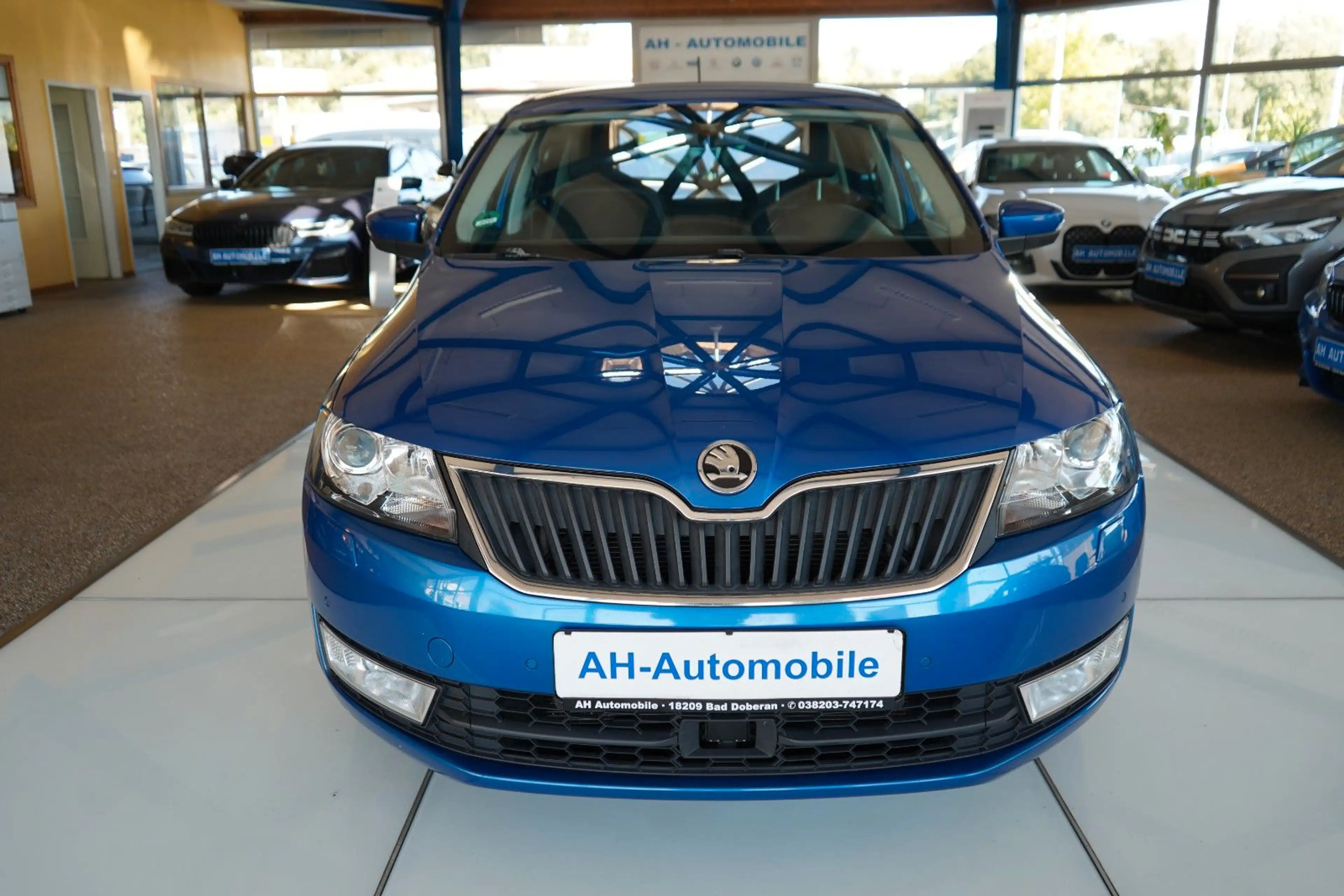 Skoda Rapid/Spaceback Spaceback Joy XENON / NAVI / KLIMA / PDC — photo 5