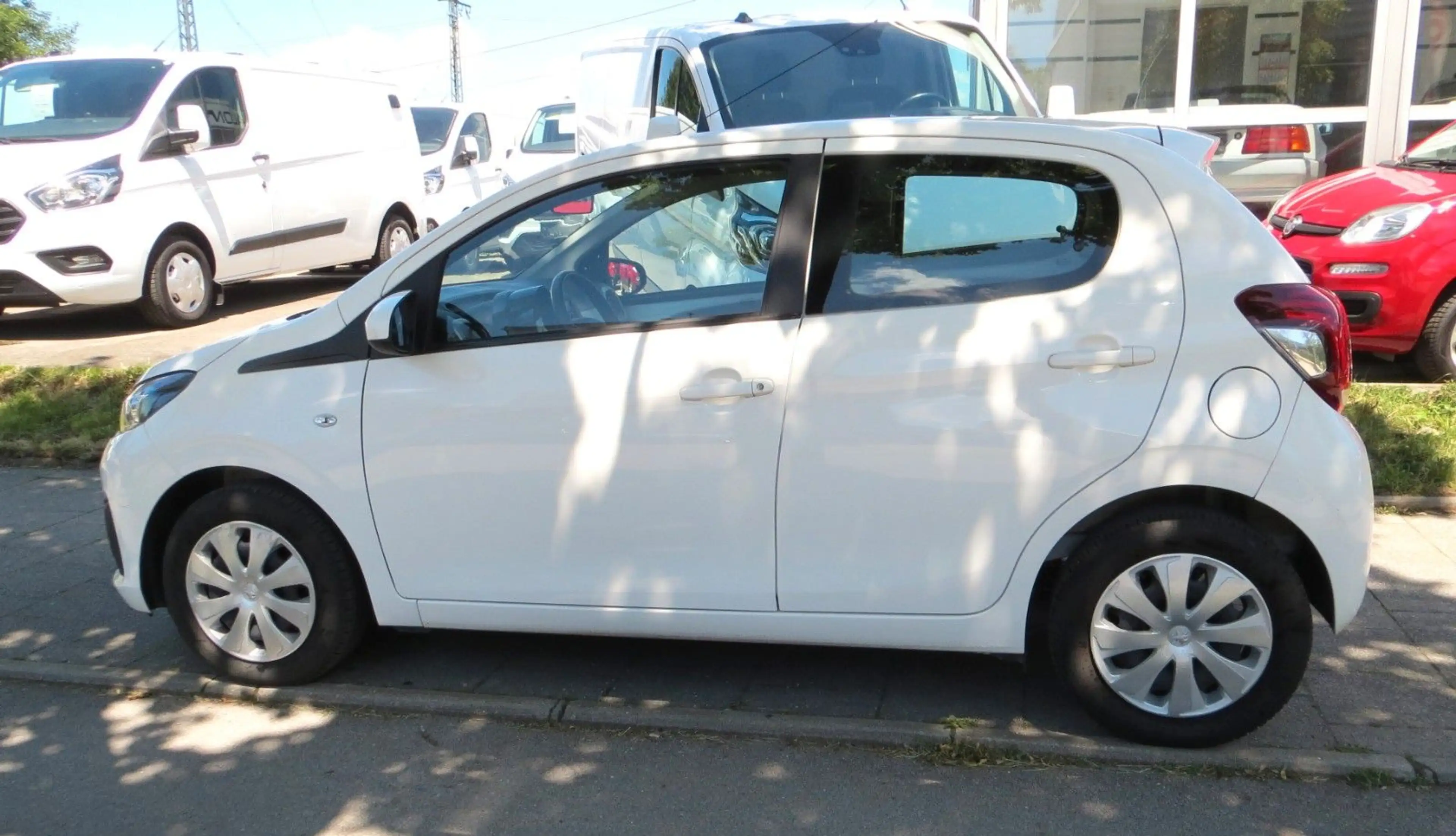 Peugeot 108 Active Automatik*Klima*Bluetooth* — photo 4
