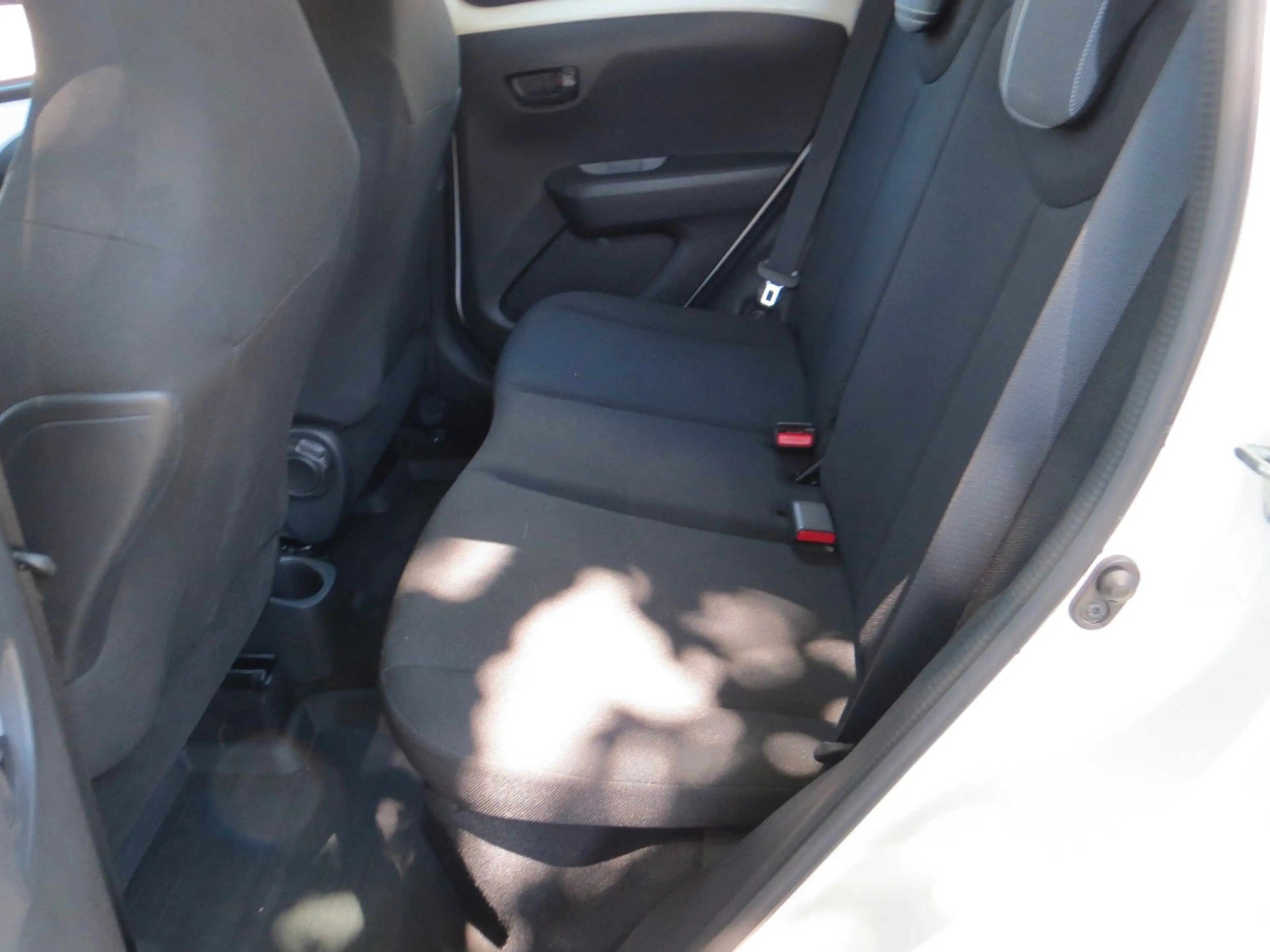 Peugeot 108 Active Automatik*Klima*Bluetooth* — photo 9