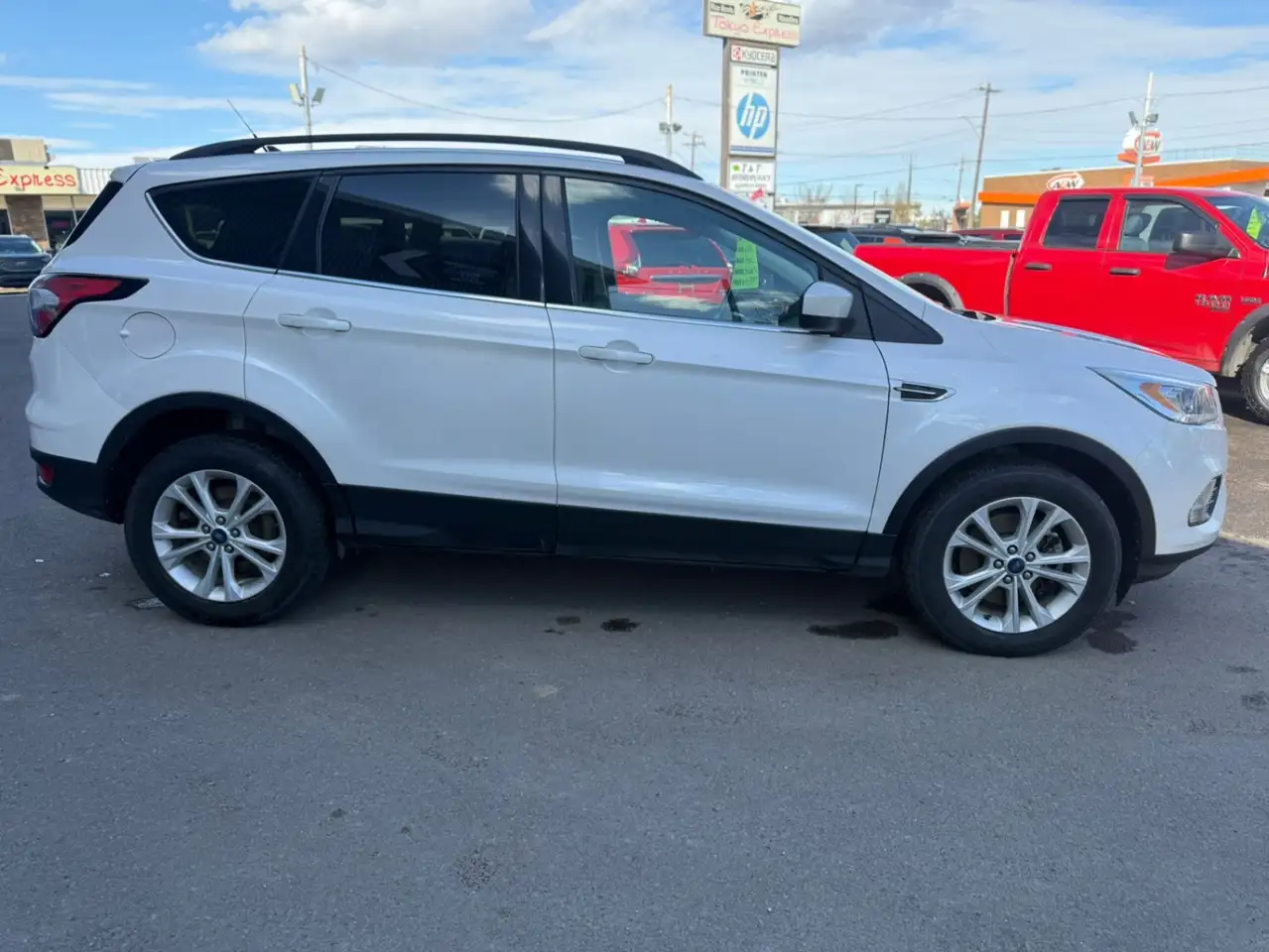 Ford Escape снимка Ford Escape