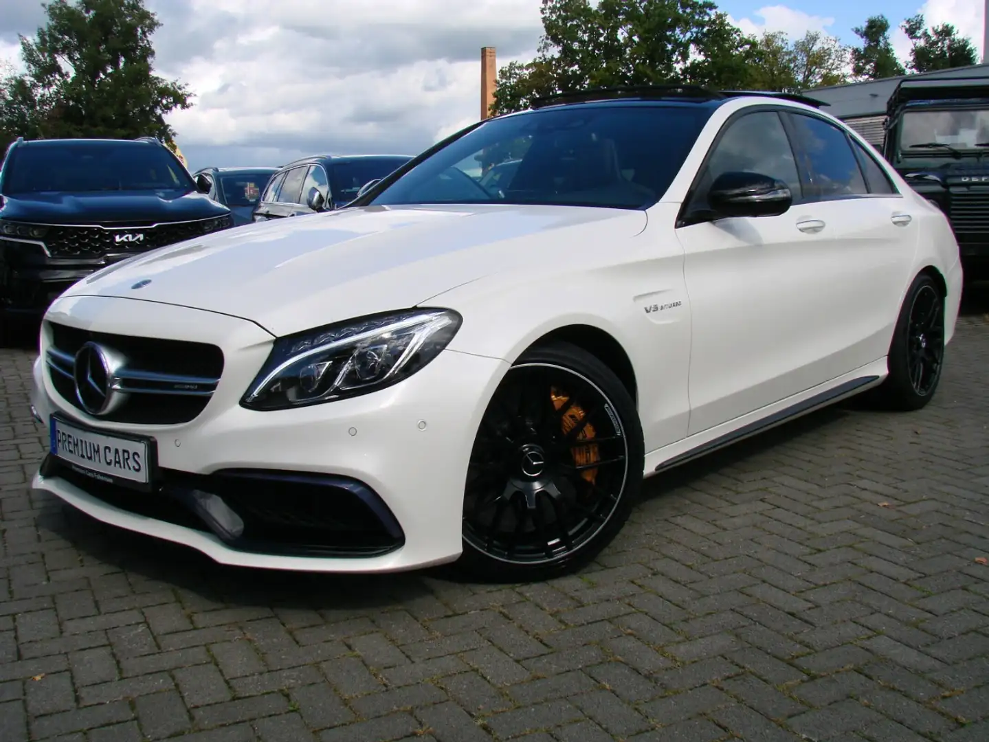 Mercedes-Benz C 63 AMG s Performance AGA Keramik Distronic+ Night Pano 36 Weiß - 2