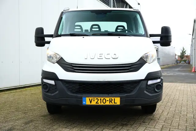 Iveco Daily view 5