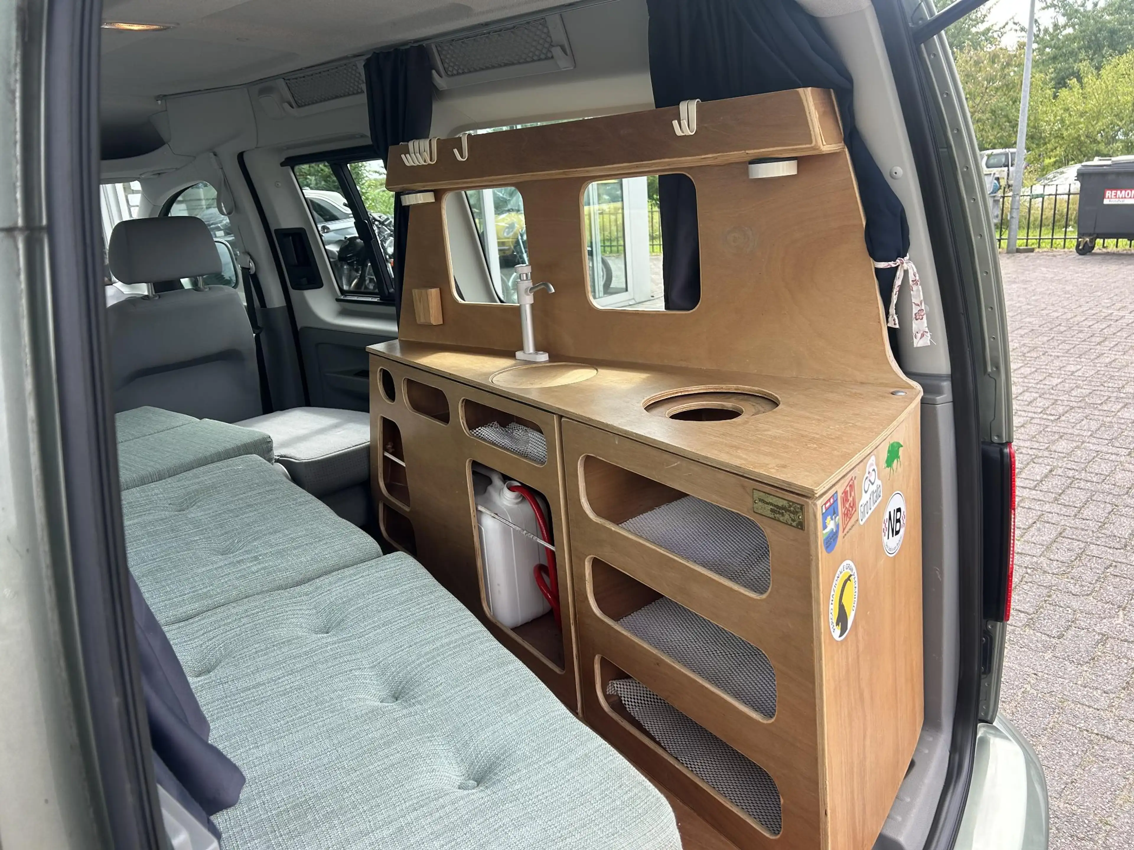 Volkswagen Caddy Maxi camper 1.6 Trendline 5p. camper inrichting/ai — photo 5