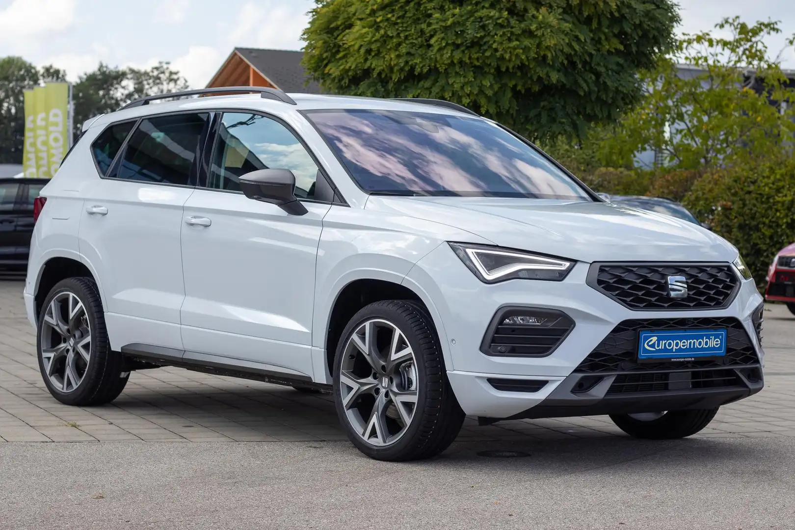 SEAT Ateca FR Dinamica|1.5 TSI 150 DSG|NAV|VIRTUAL|LED|CAM... Weiß - 1
