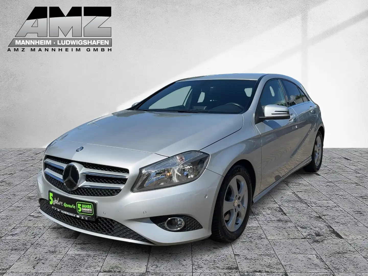 Mercedes-Benz A 200 BlueEfficiency Urban Argento - 2