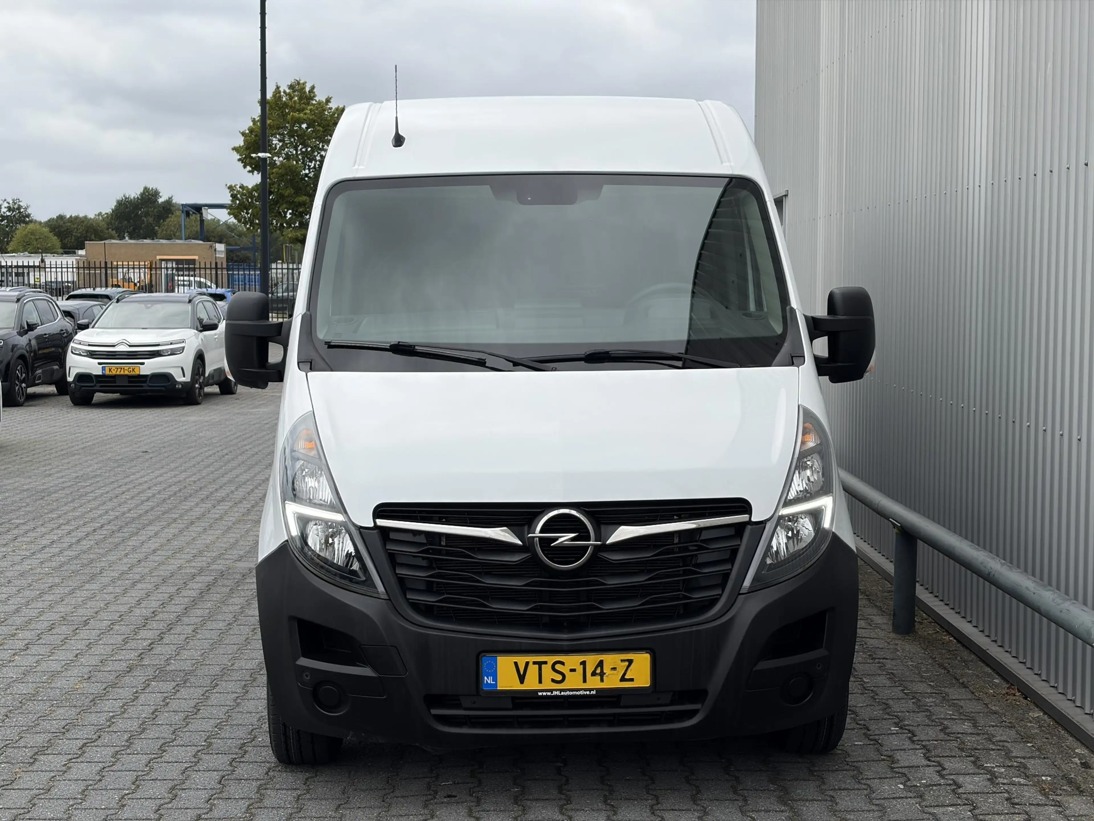 Opel Movano 2.3 Turbo L2H2*A/C*CAM*PDC*3-PERS* — photo 14