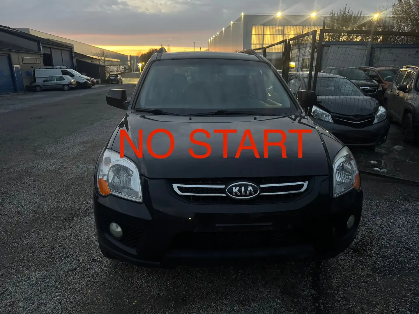 Kia Sportage Sportage 2.0 CRDi Active 4x2 DPF Schwarz - 1