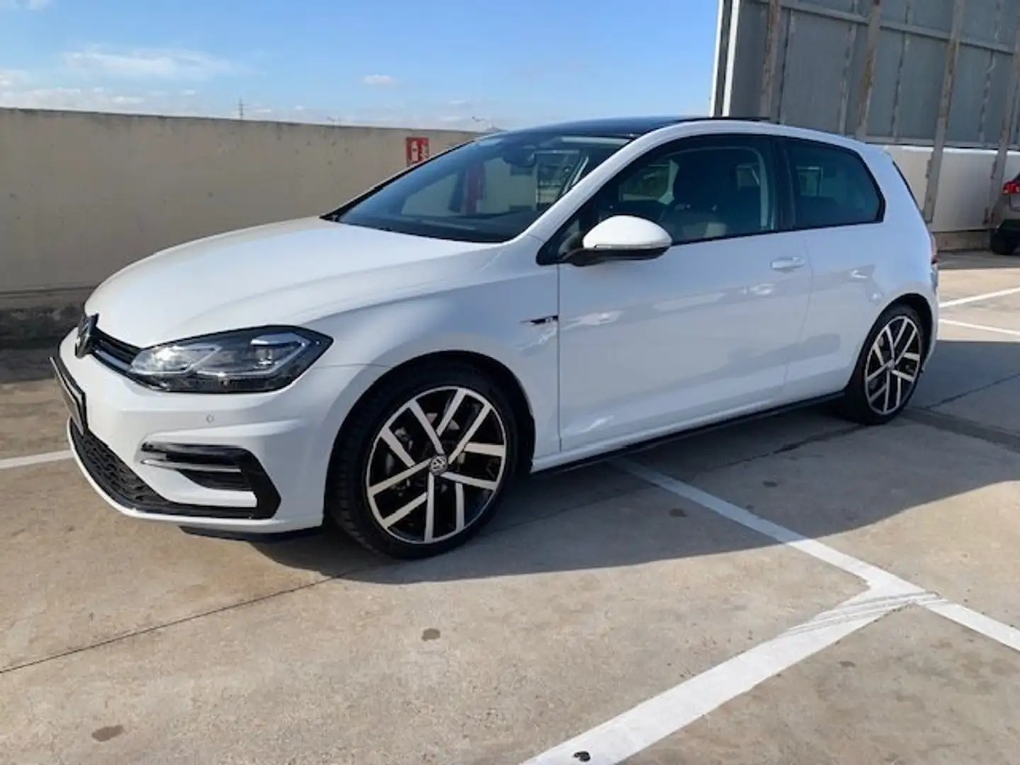 Volkswagen Golf 1.5 TSI Evo Sport DSG7 110kW Blanco - 1
