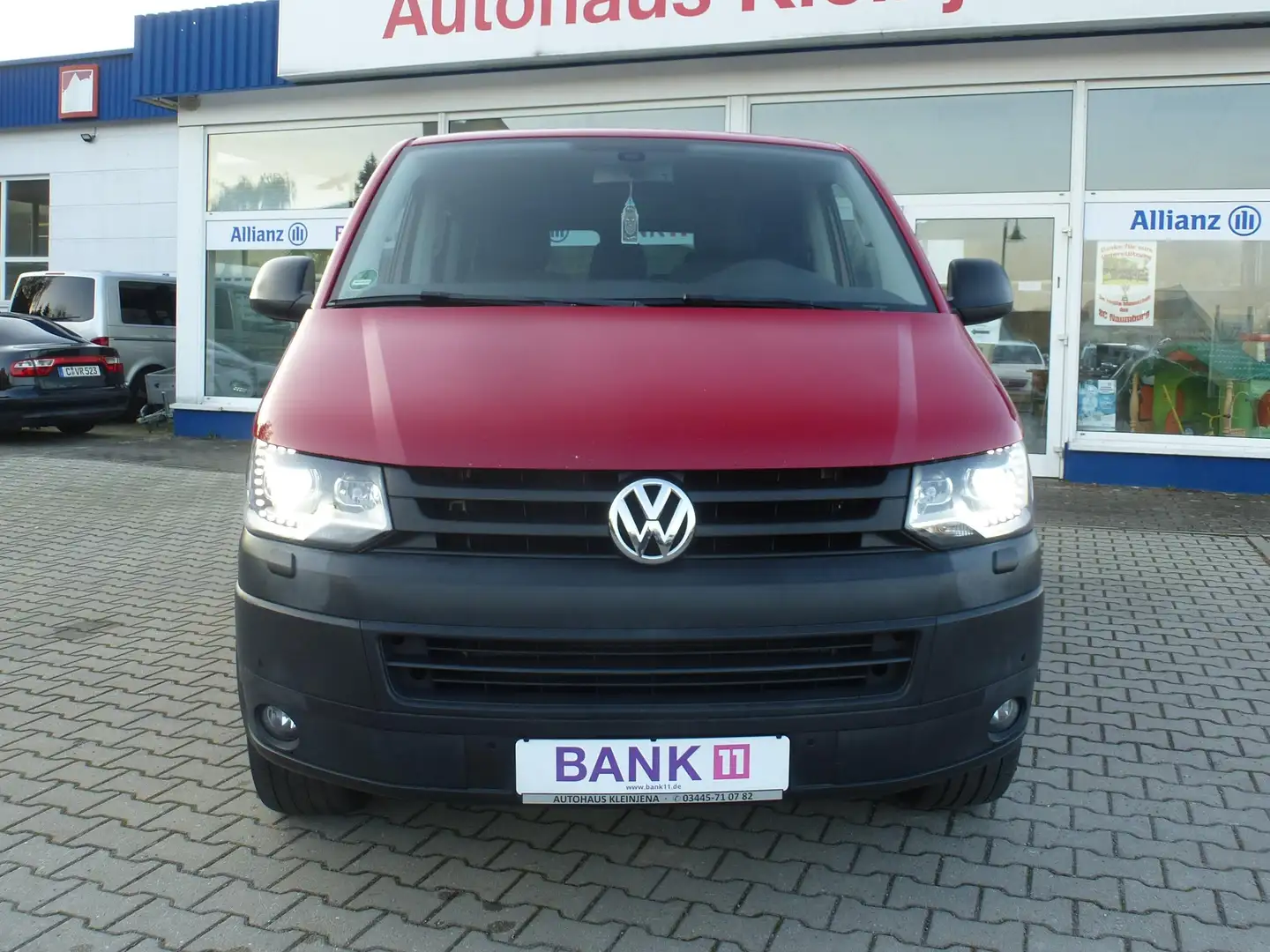 Volkswagen T5 Multivan Caravelle 4Motion/Neu Motor bei 125000 km. Rot - 2